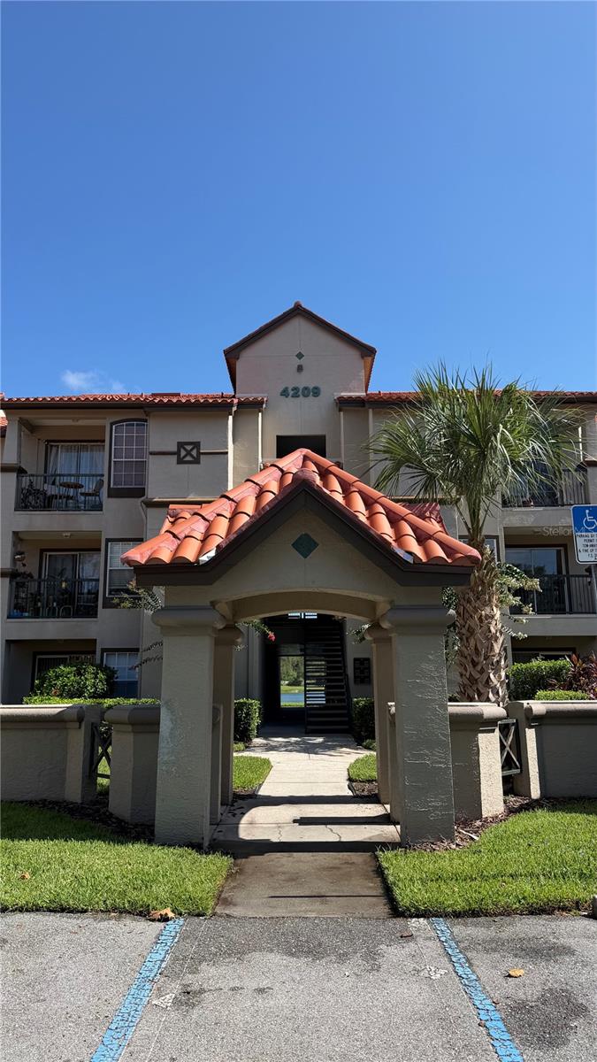 LAKEVIEW AT CALUSA TRACE - Residential Lease