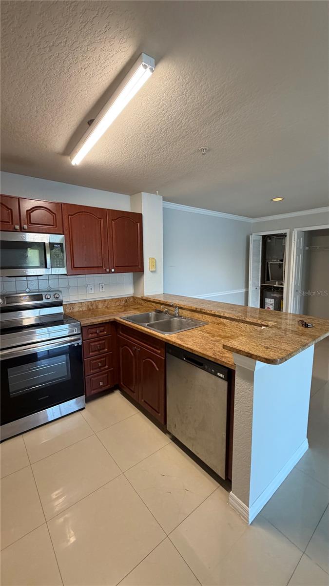 LAKEVIEW AT CALUSA TRACE - Residential Lease