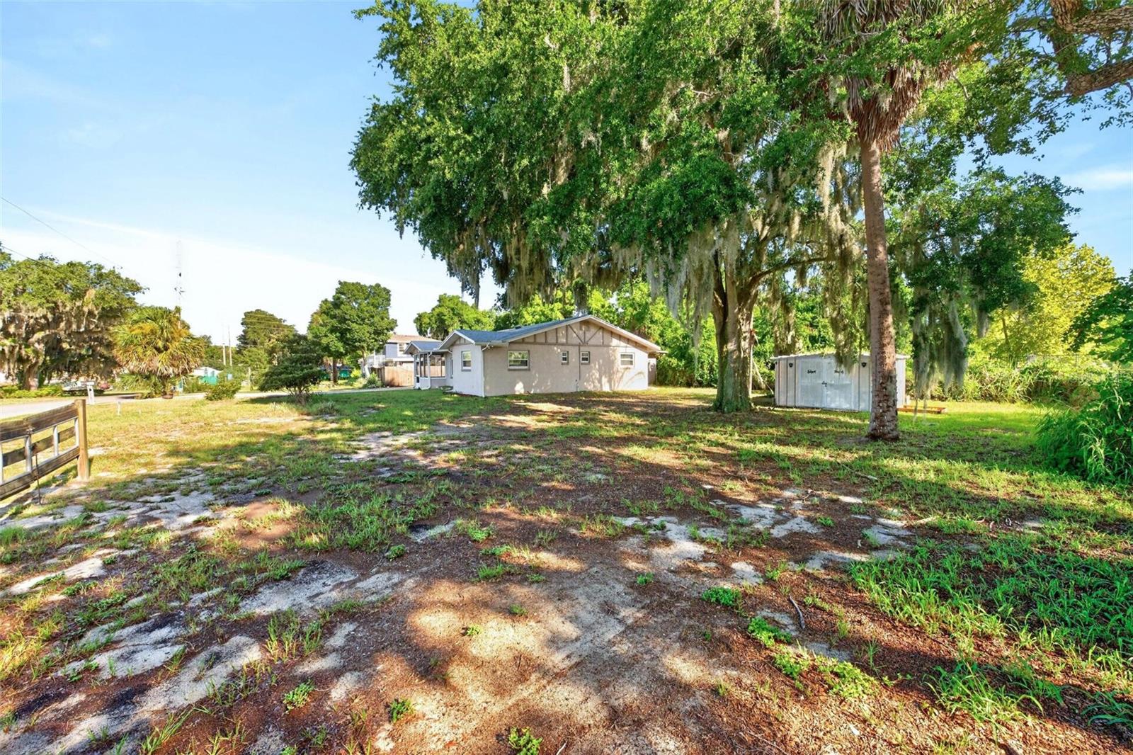 TAVARES - Residential