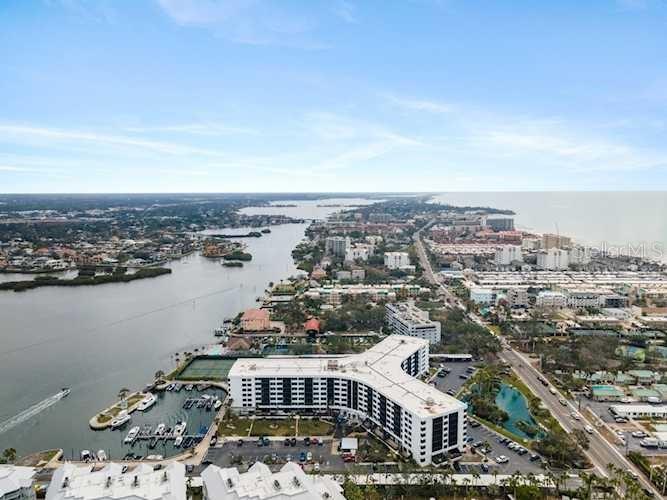 HARBOR TOWERS Y & R - Residential