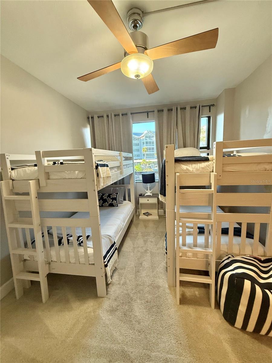 HARBOR TOWERS Y & R - Residential