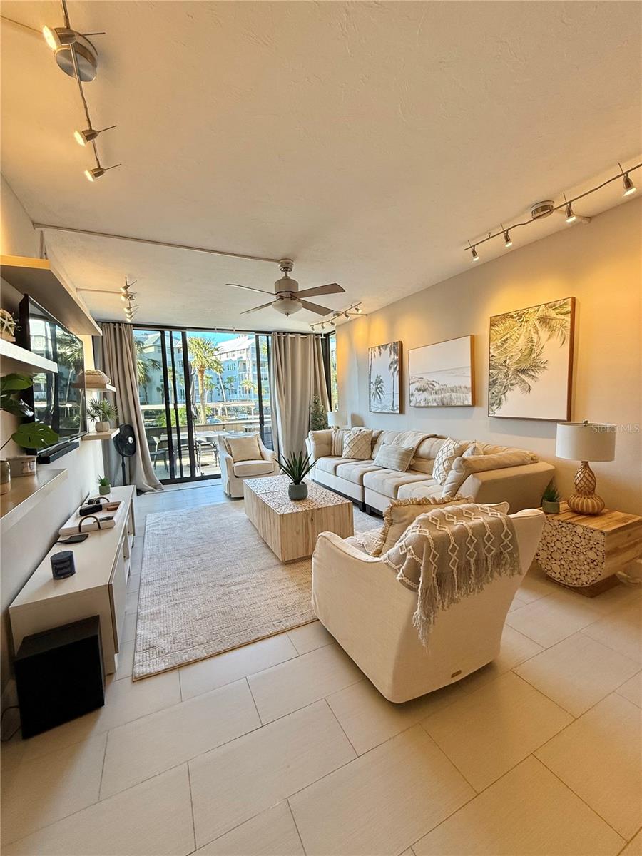 HARBOR TOWERS Y & R - Residential