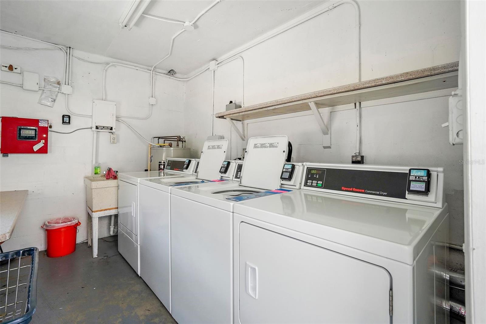 SUNSET PLAZA EAST APTS CONDO - Residential Lease