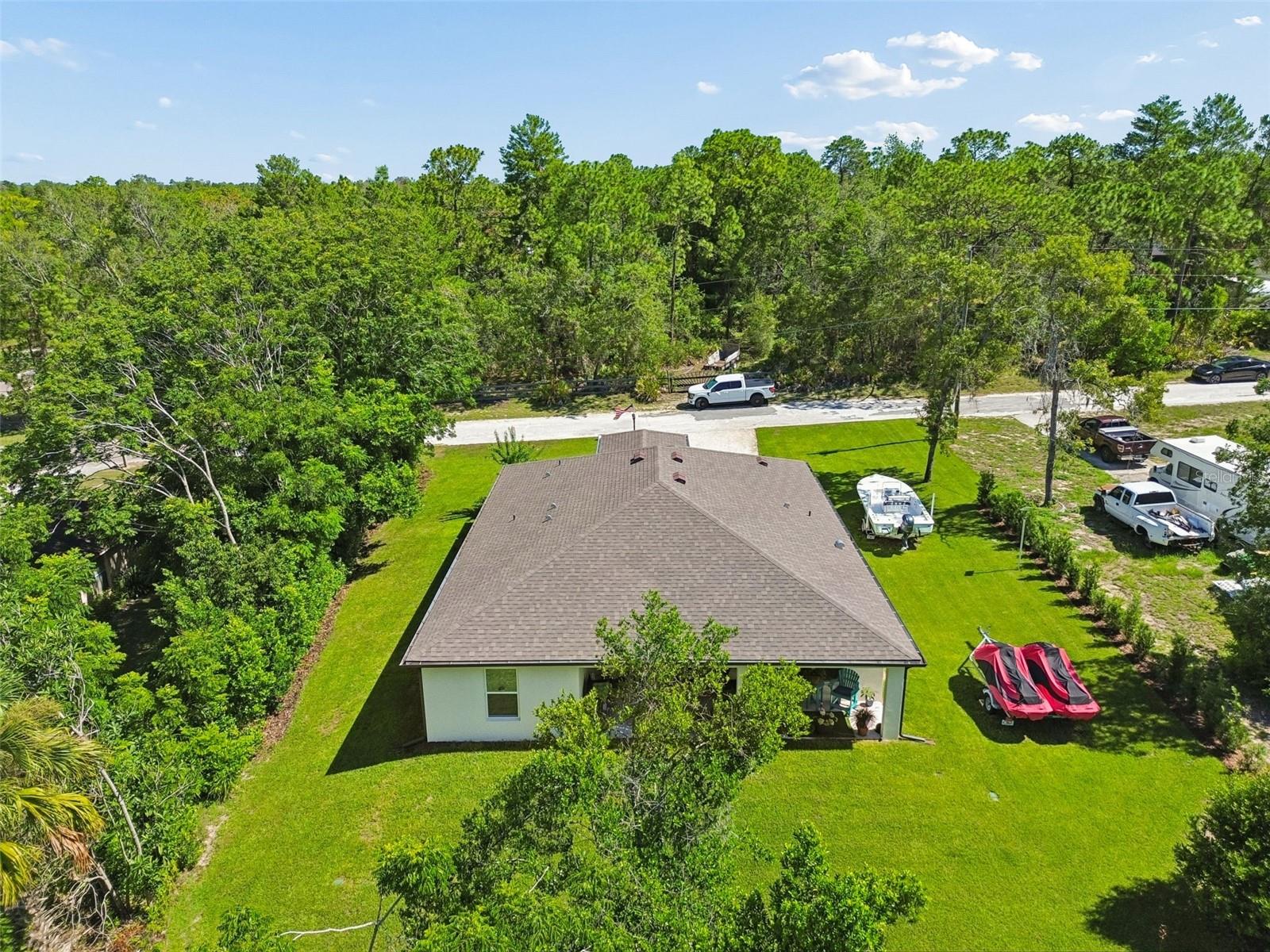 VOSS OAK LAKE ESTATE - Residential