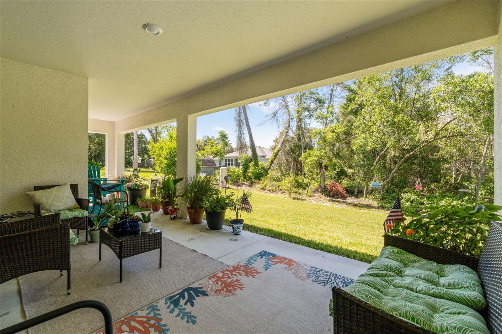 VOSS OAK LAKE ESTATE - Residential