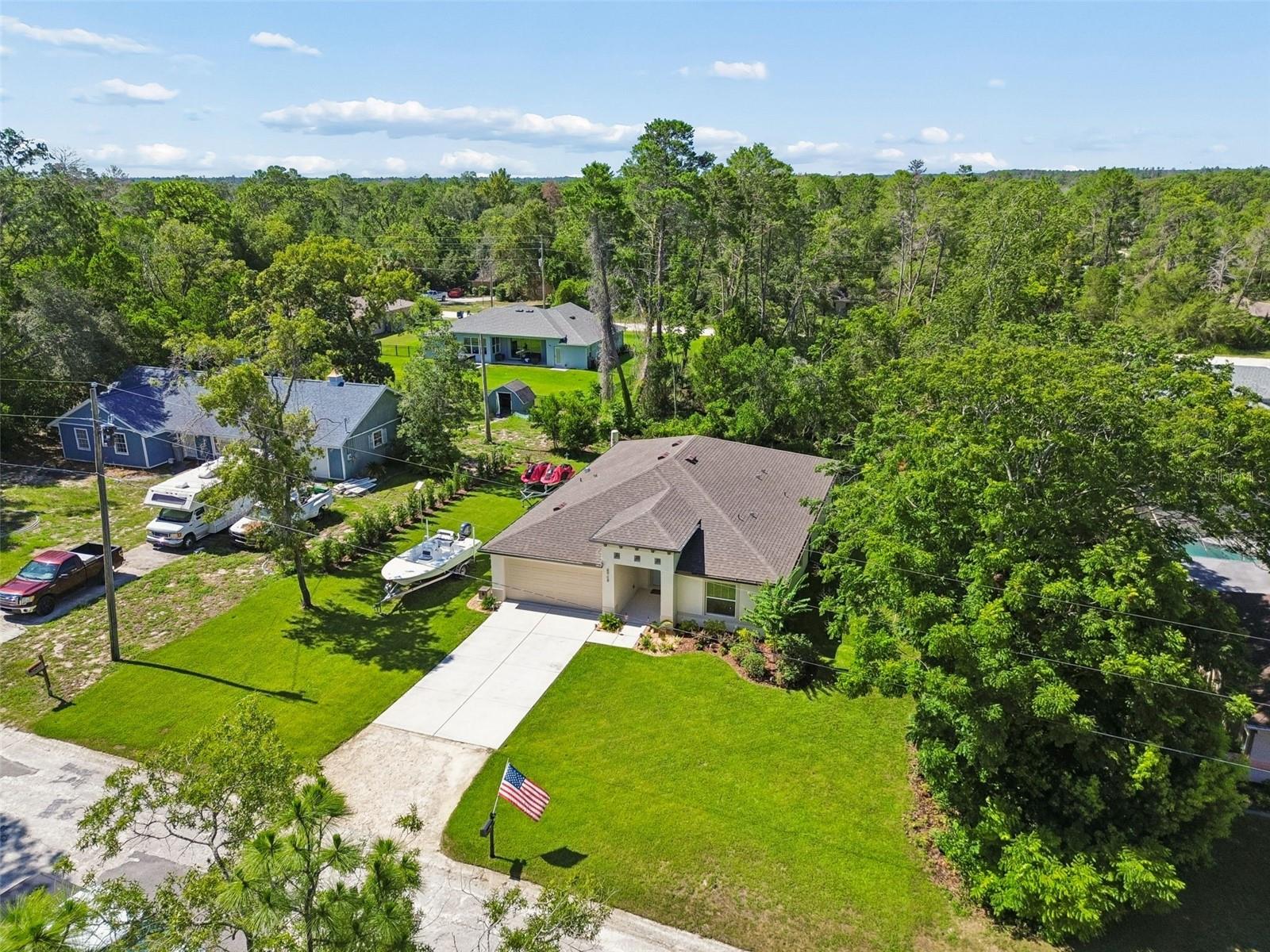 VOSS OAK LAKE ESTATE - Residential