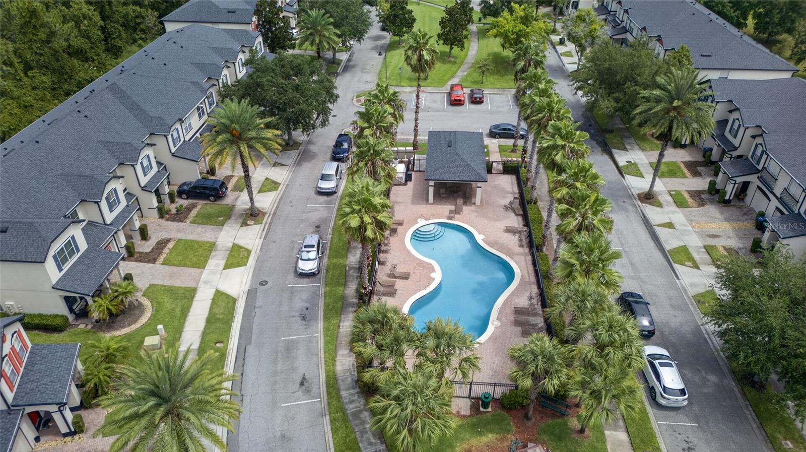MOSS PARK COMMONS - Residential Lease