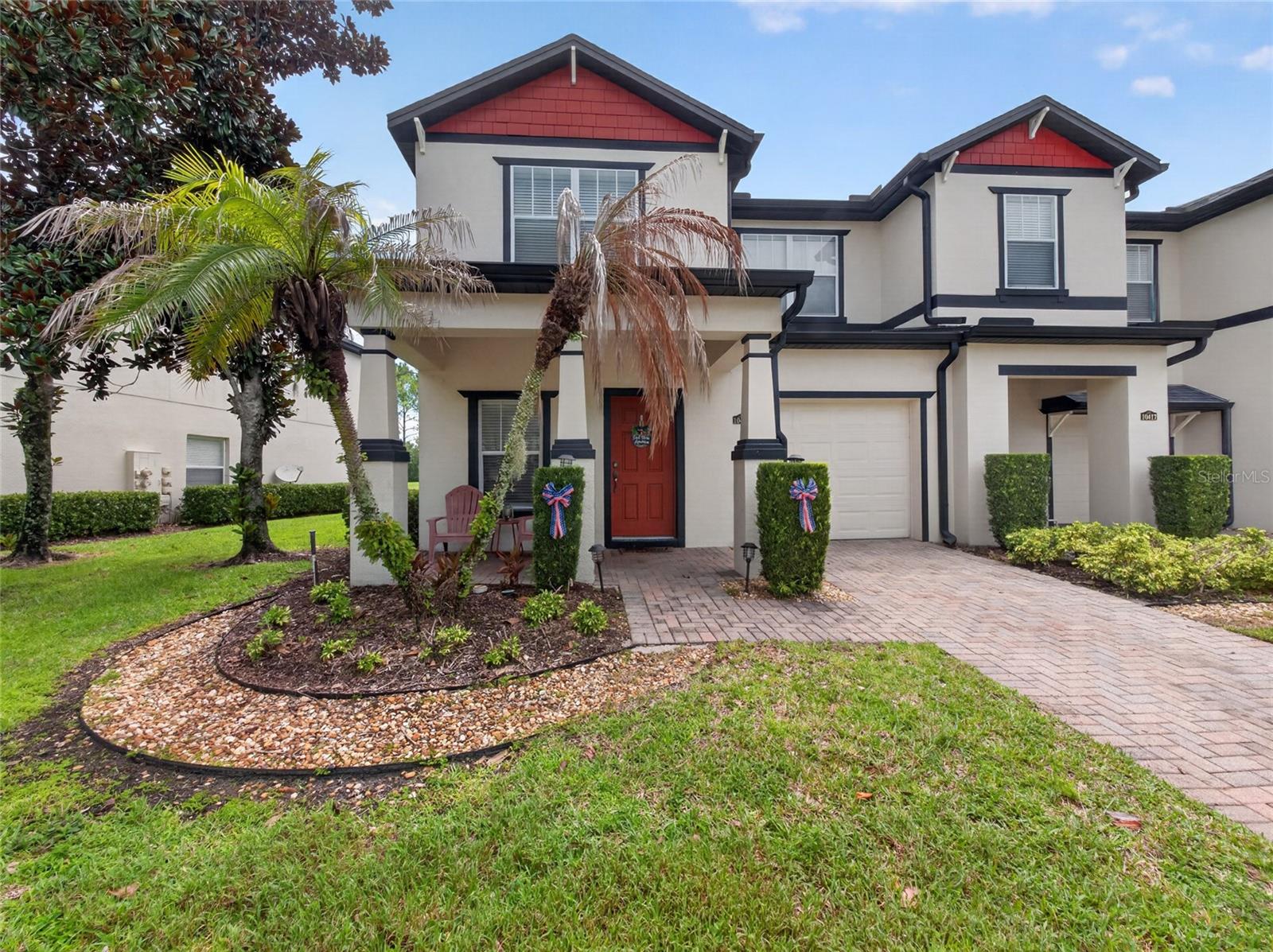 MOSS PARK COMMONS - Residential Lease