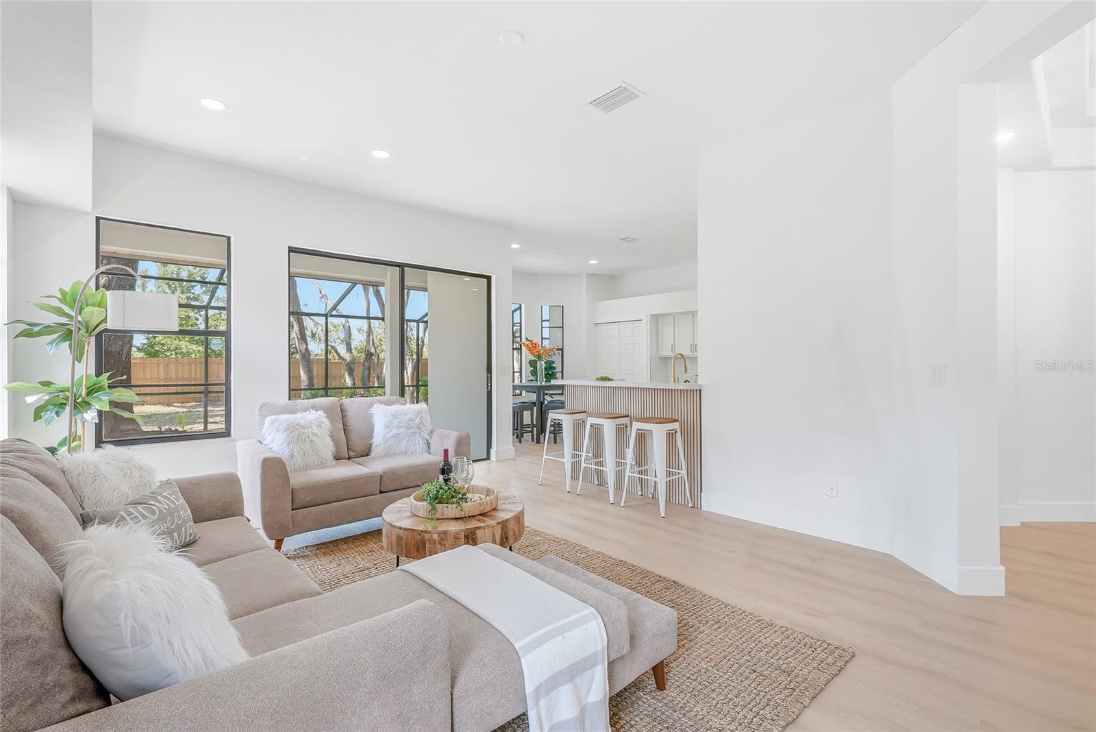 BOYETTE SPGS SEC B UN #6 - Residential