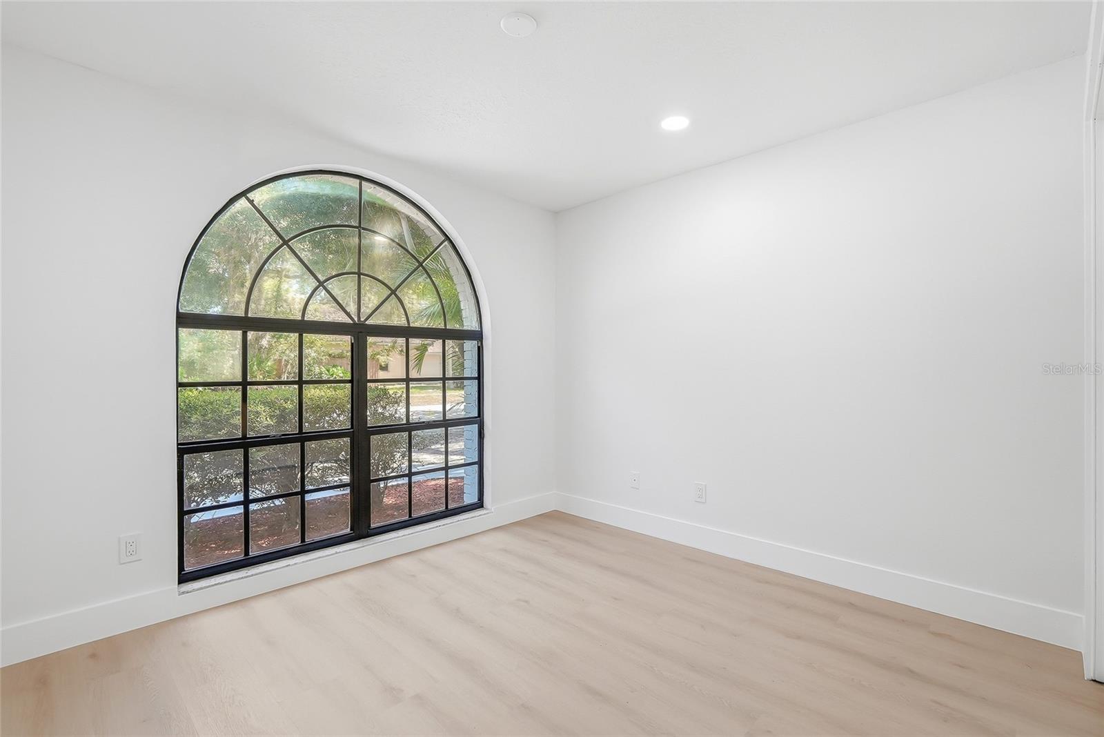 BOYETTE SPGS SEC B UN #6 - Residential