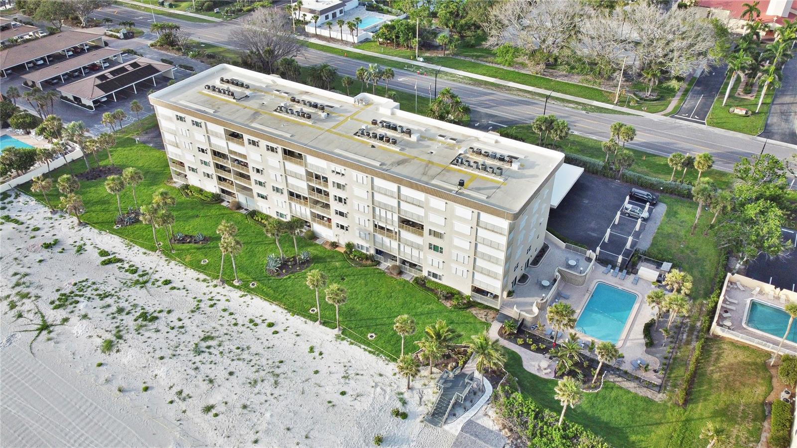 TIFFANY PLAZA - Residential