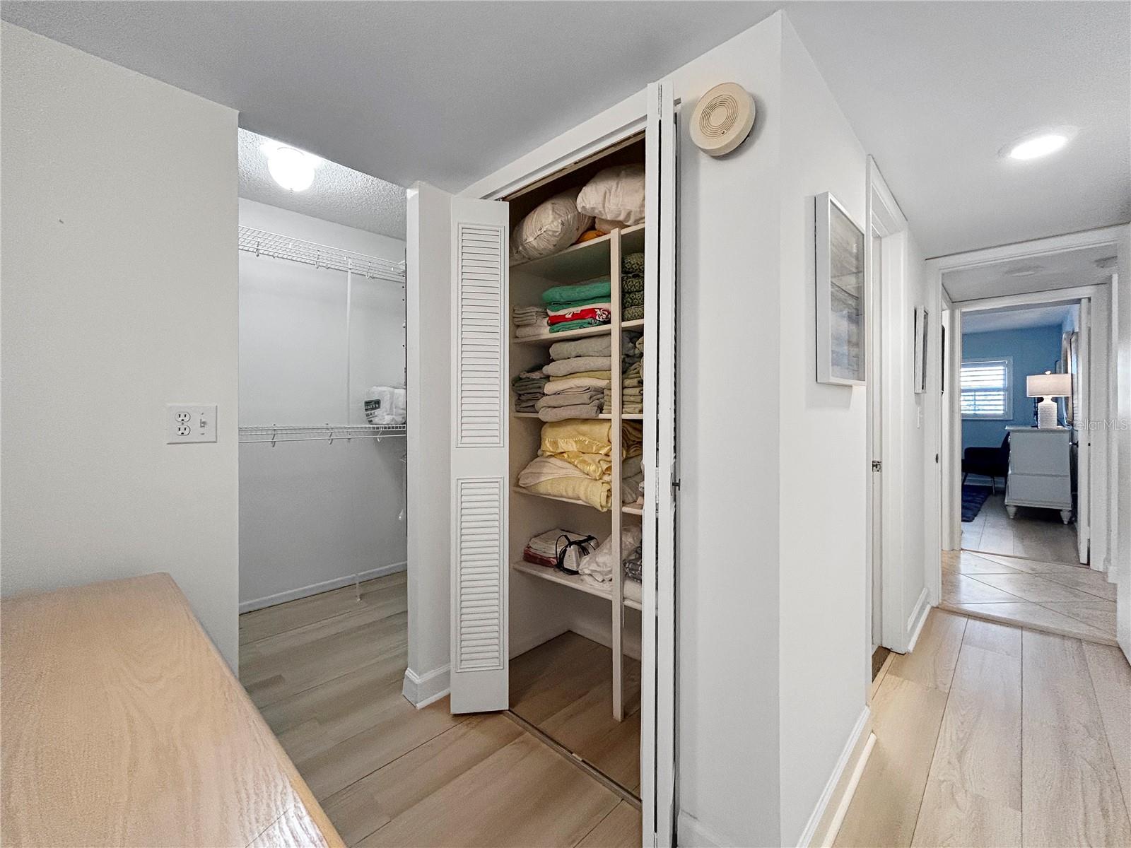 TIFFANY PLAZA - Residential