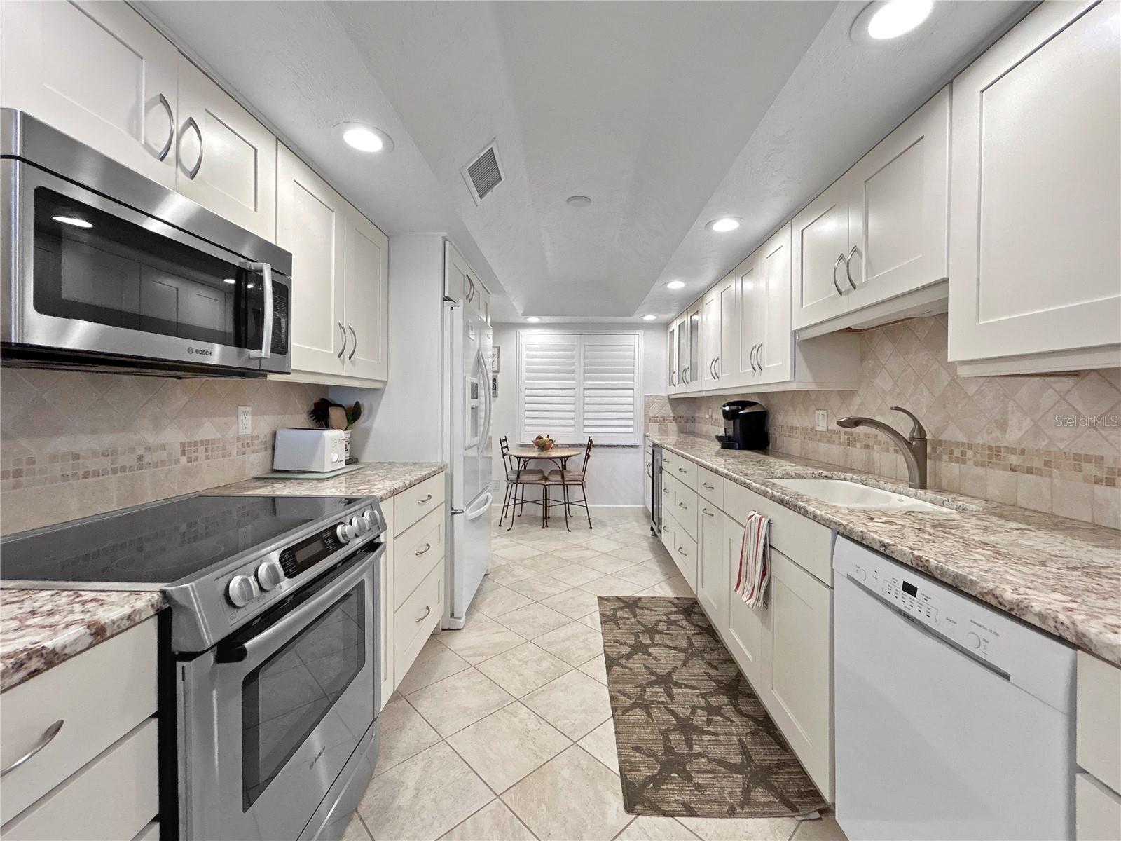 TIFFANY PLAZA - Residential