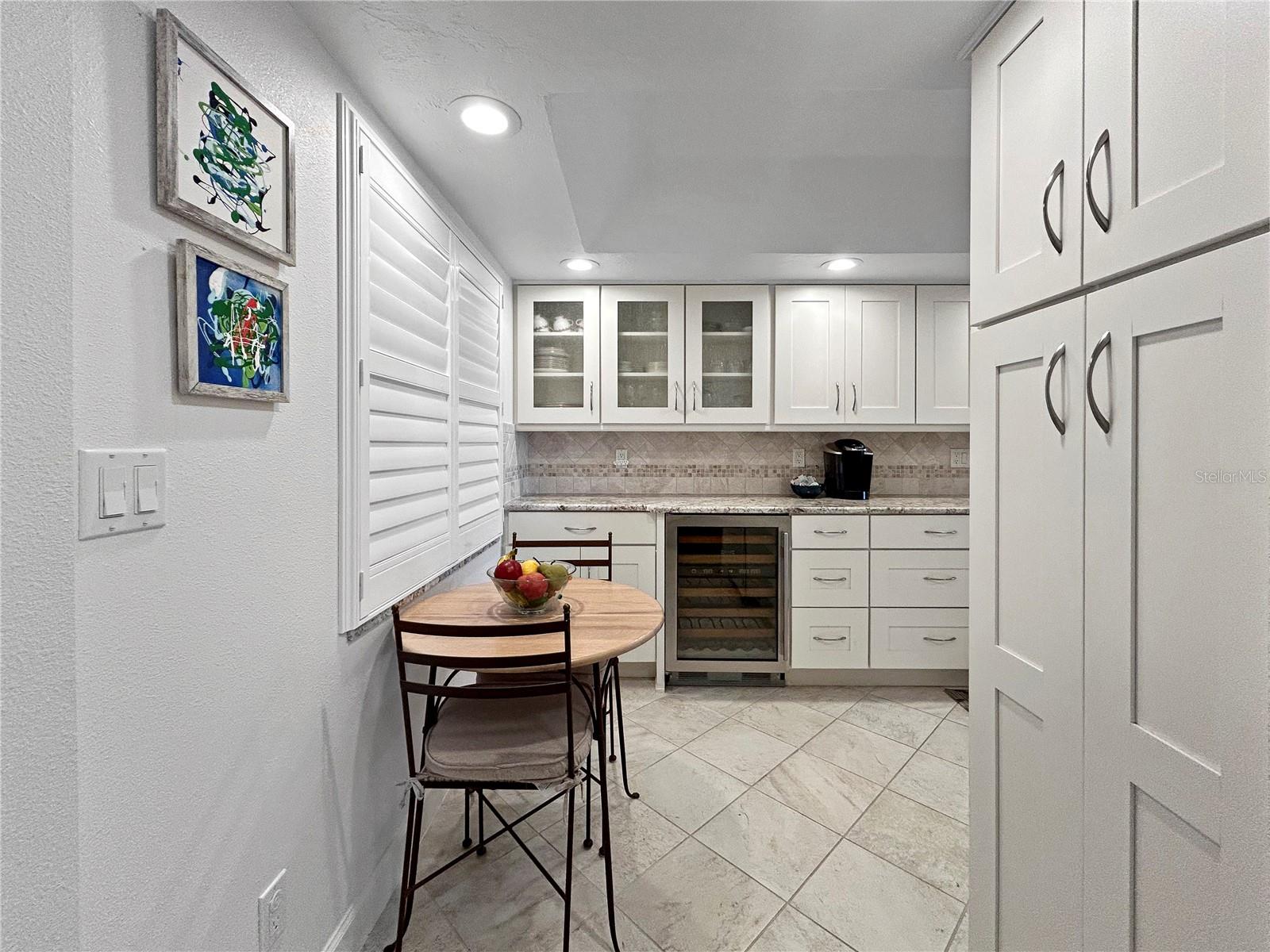 TIFFANY PLAZA - Residential