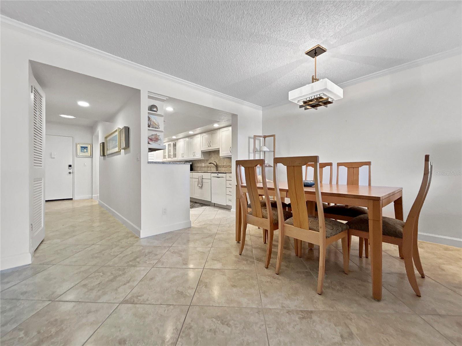TIFFANY PLAZA - Residential