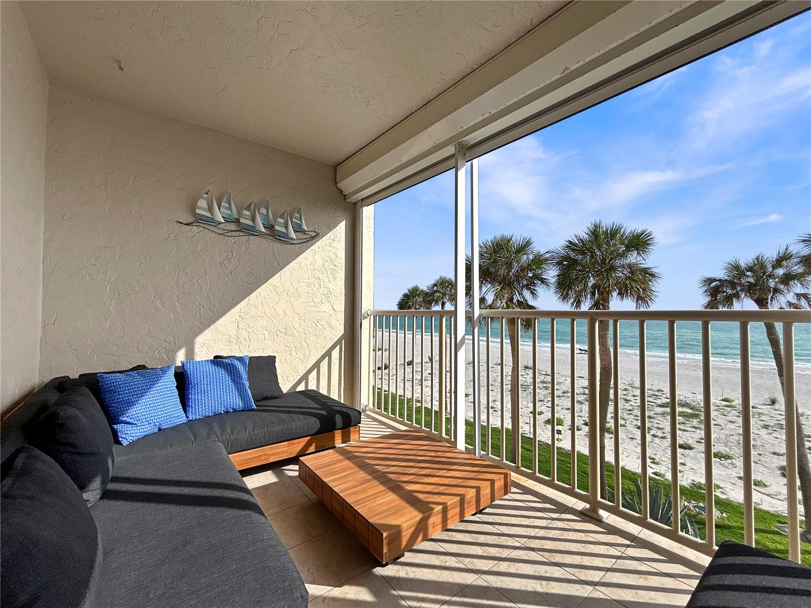 TIFFANY PLAZA - Residential