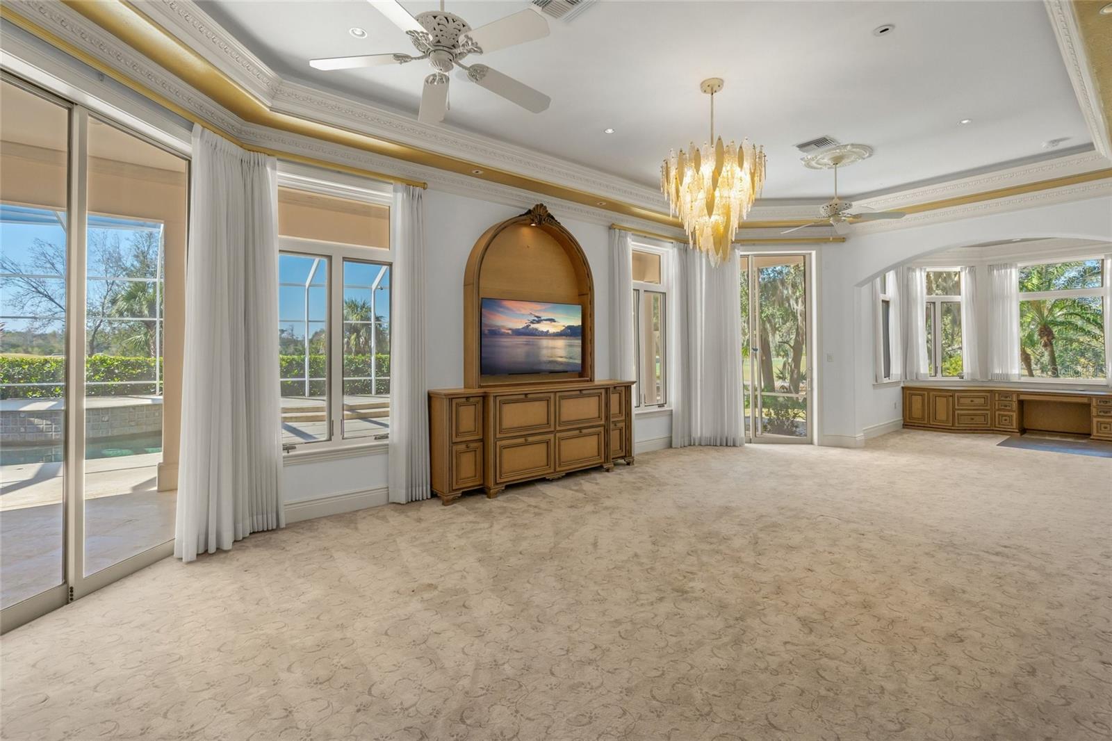 UNIVERSITY PARK COUNTRY CLUB/ALBEMARLE/ALBEMARLE - Residential