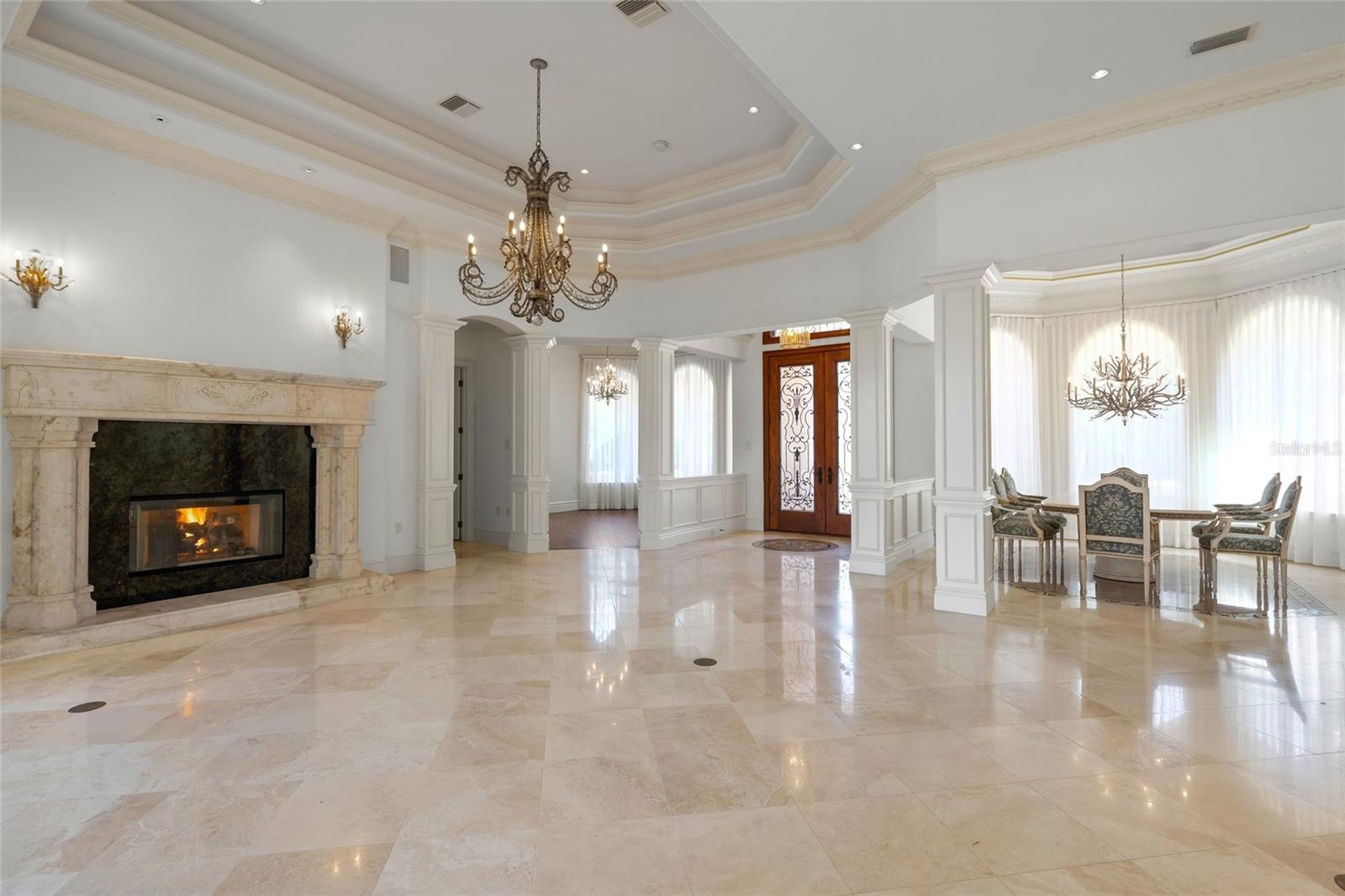 UNIVERSITY PARK COUNTRY CLUB/ALBEMARLE/ALBEMARLE - Residential