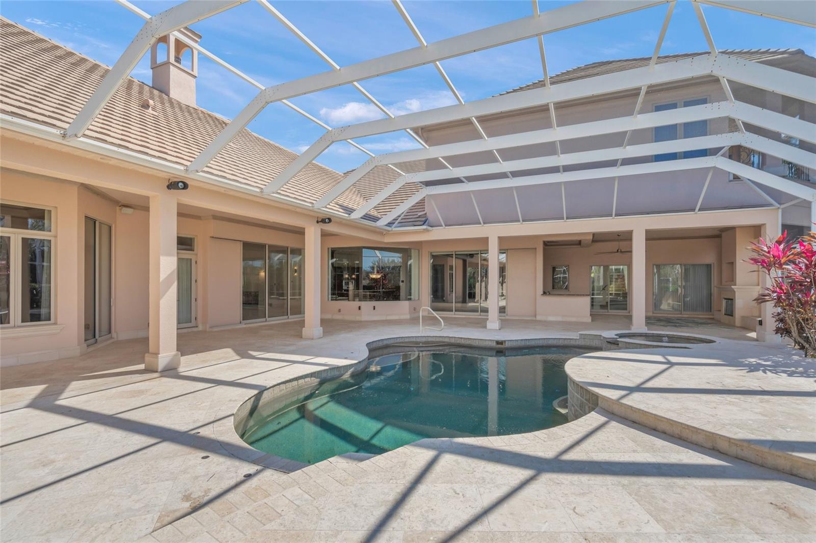 UNIVERSITY PARK COUNTRY CLUB/ALBEMARLE/ALBEMARLE - Residential