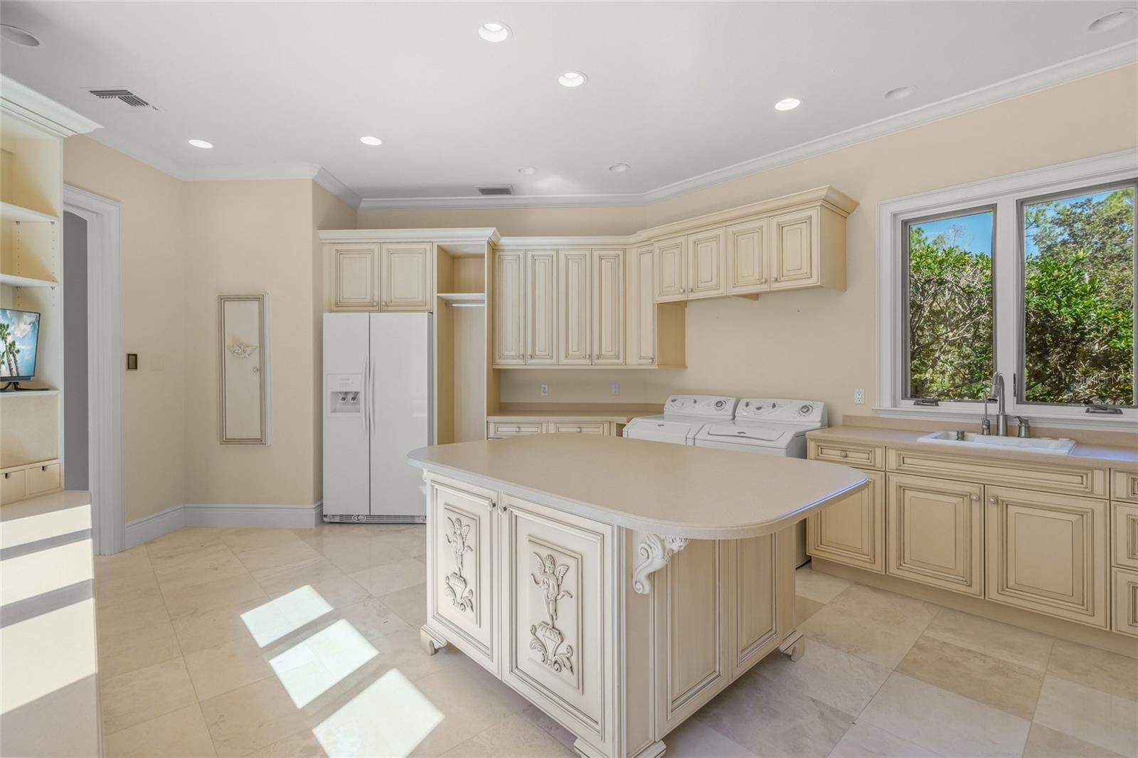 UNIVERSITY PARK COUNTRY CLUB/ALBEMARLE/ALBEMARLE - Residential
