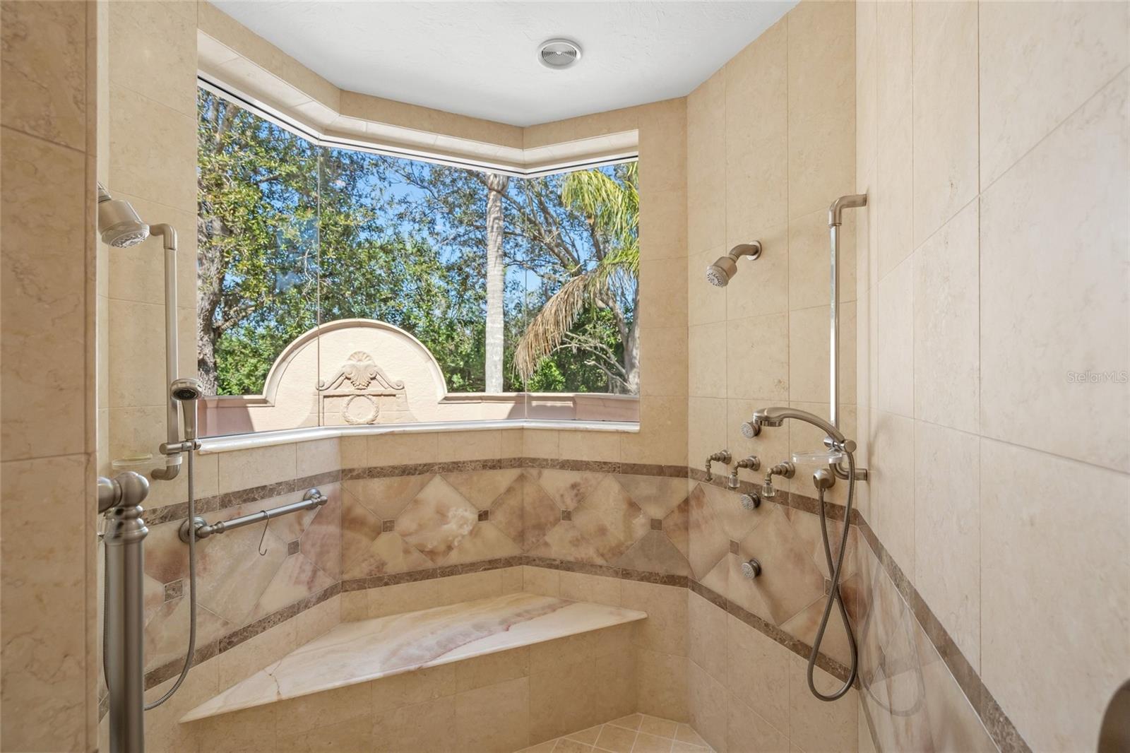 UNIVERSITY PARK COUNTRY CLUB/ALBEMARLE/ALBEMARLE - Residential