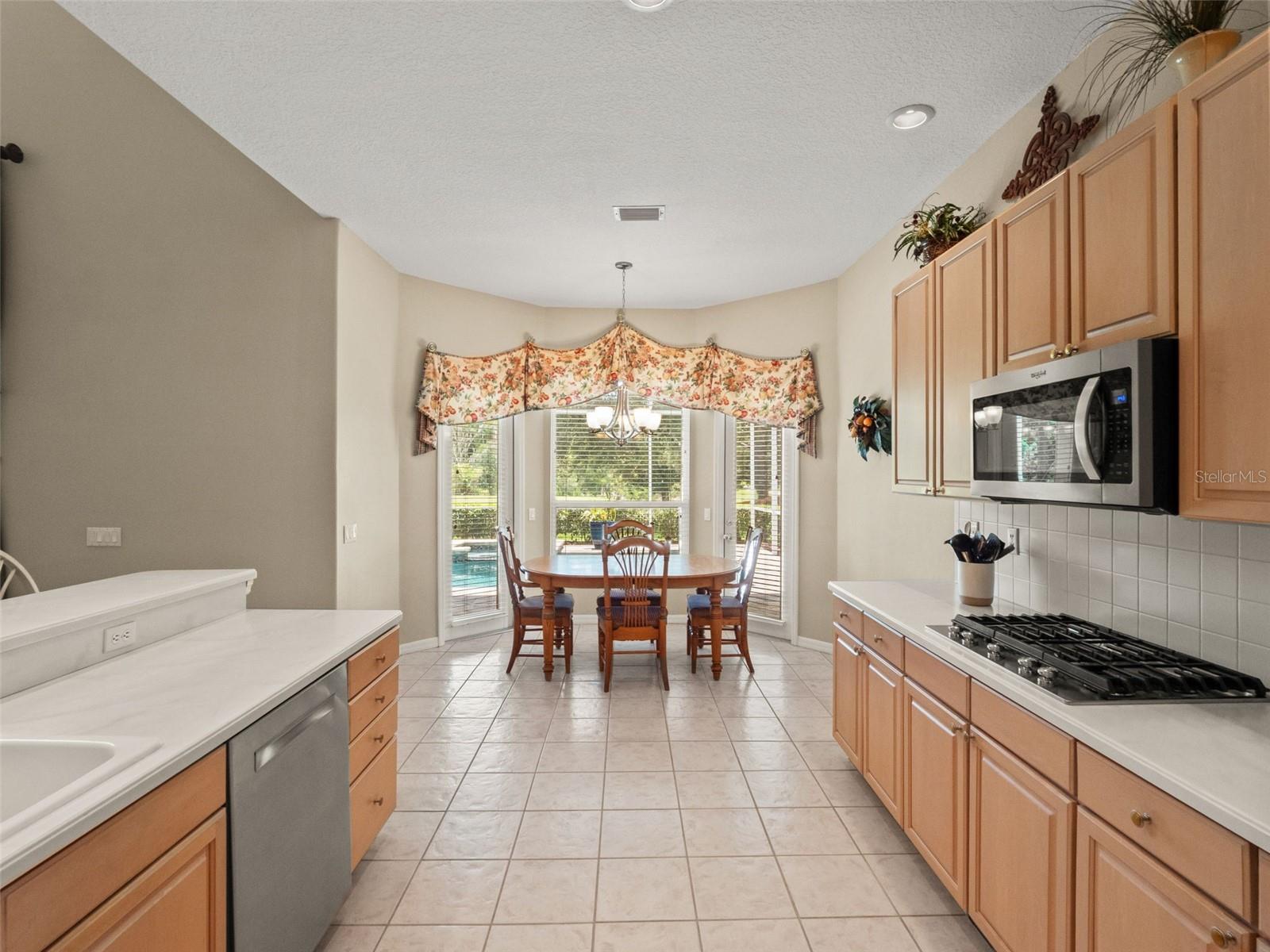 HUNTERS GREEN - Residential