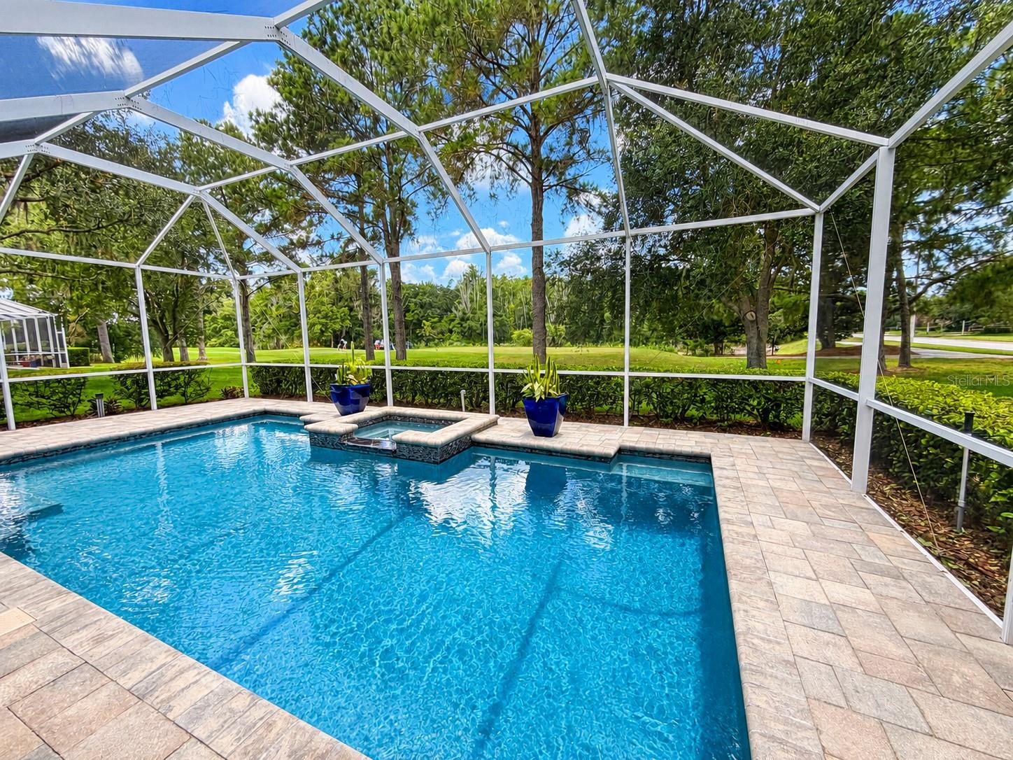 HUNTERS GREEN - Residential