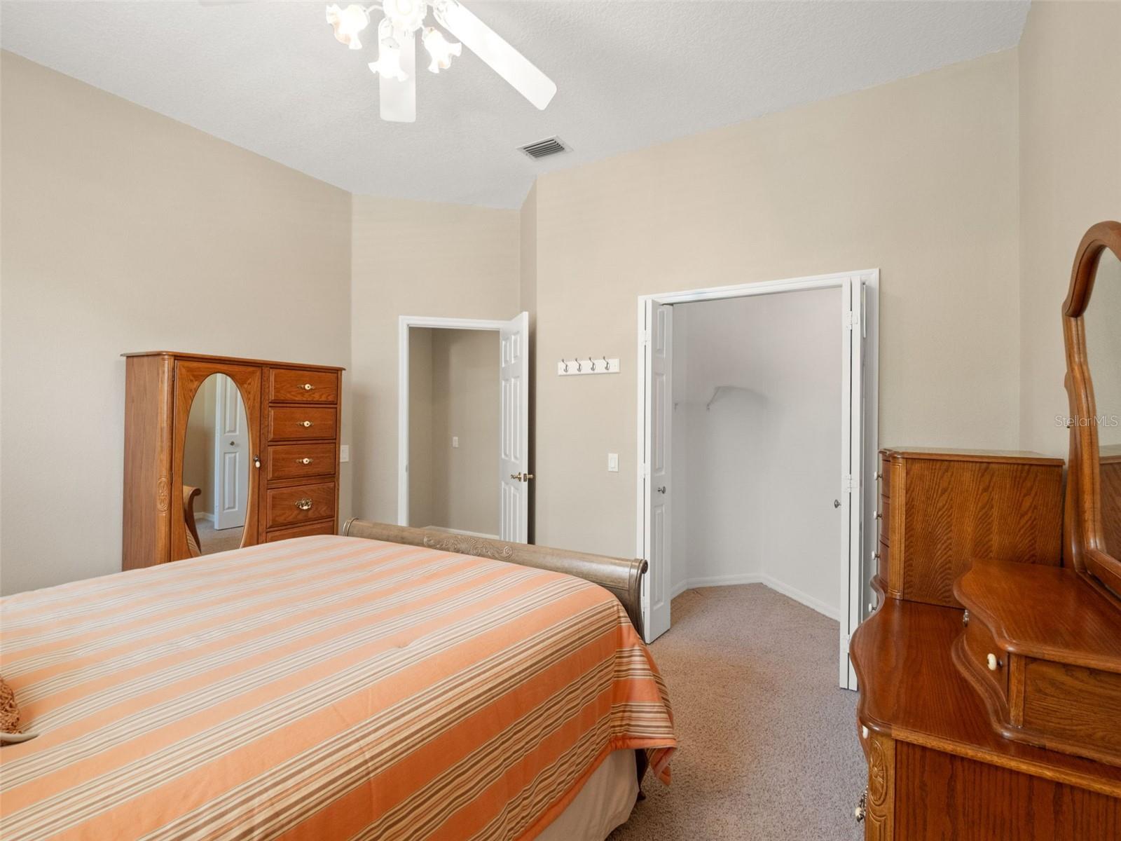 HUNTERS GREEN - Residential