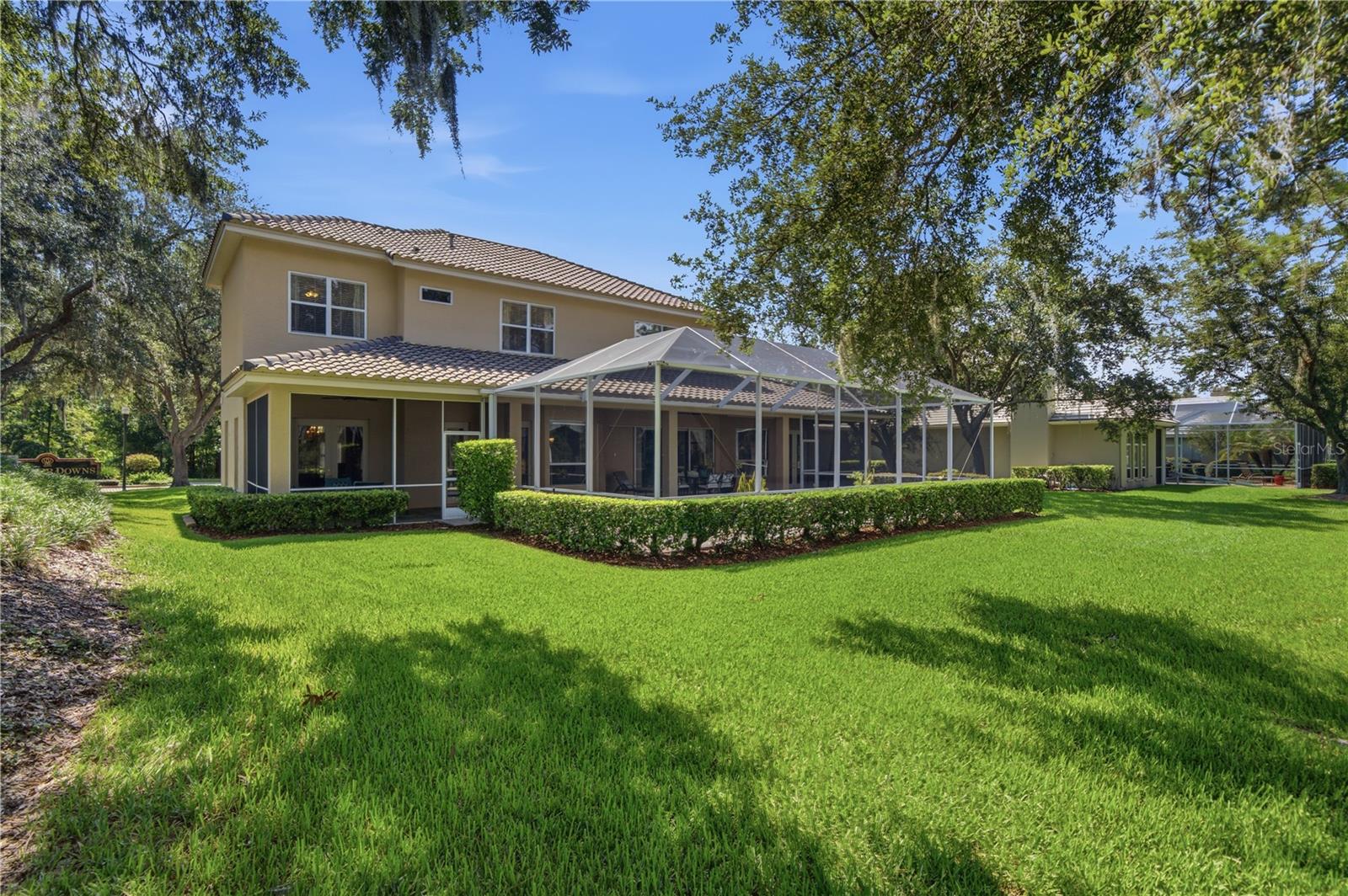 HUNTERS GREEN - Residential