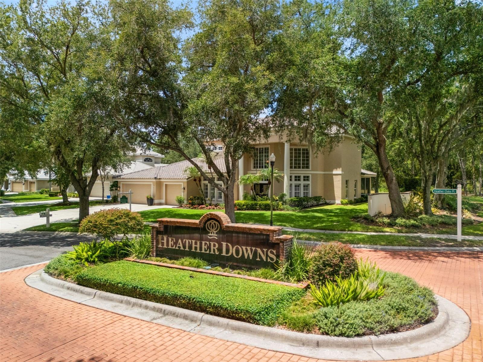 HUNTERS GREEN - Residential