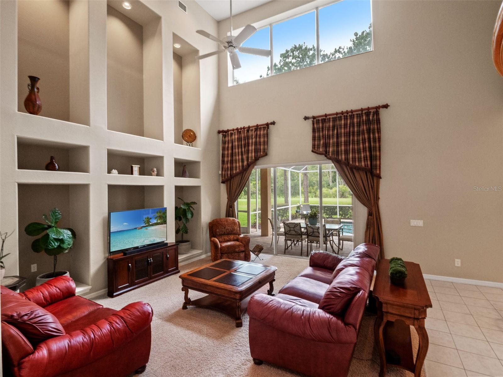 HUNTERS GREEN - Residential
