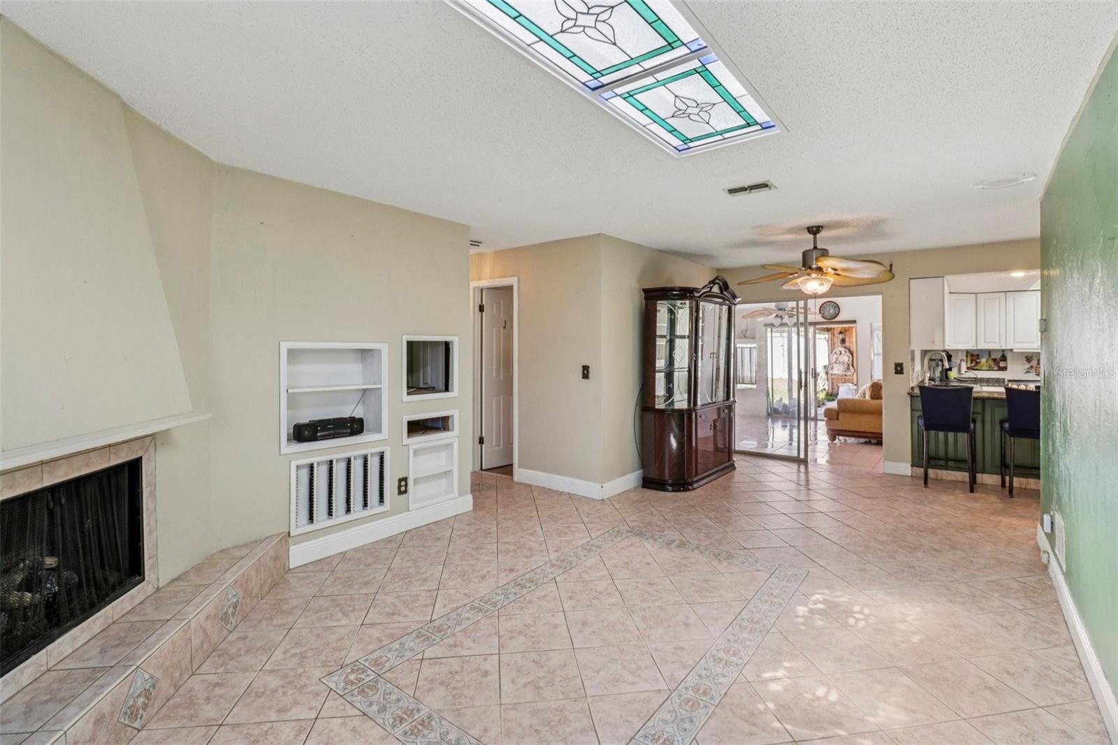 SWEETWATER HILLS UNIT 01 - Residential