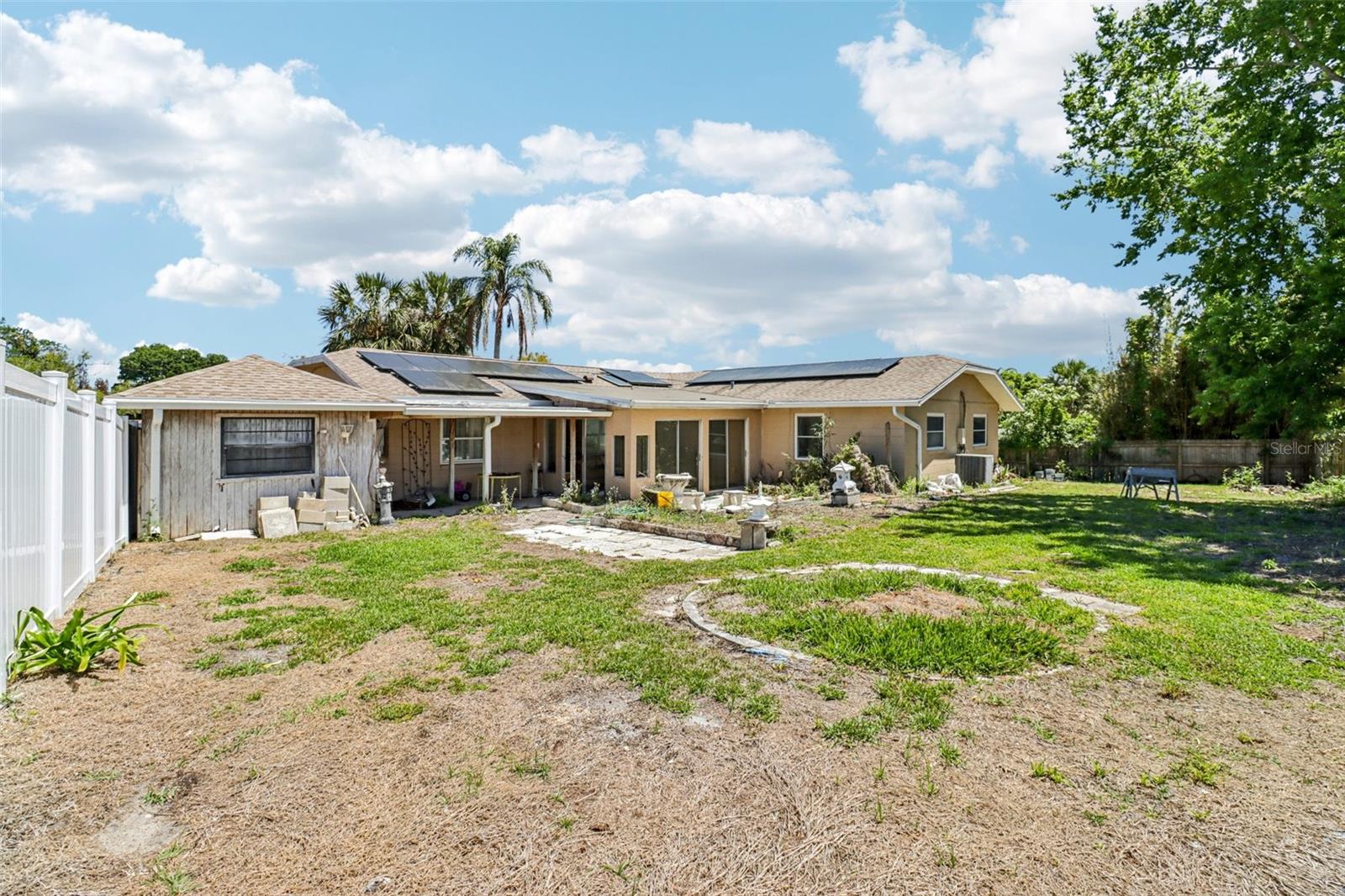SWEETWATER HILLS UNIT 01 - Residential