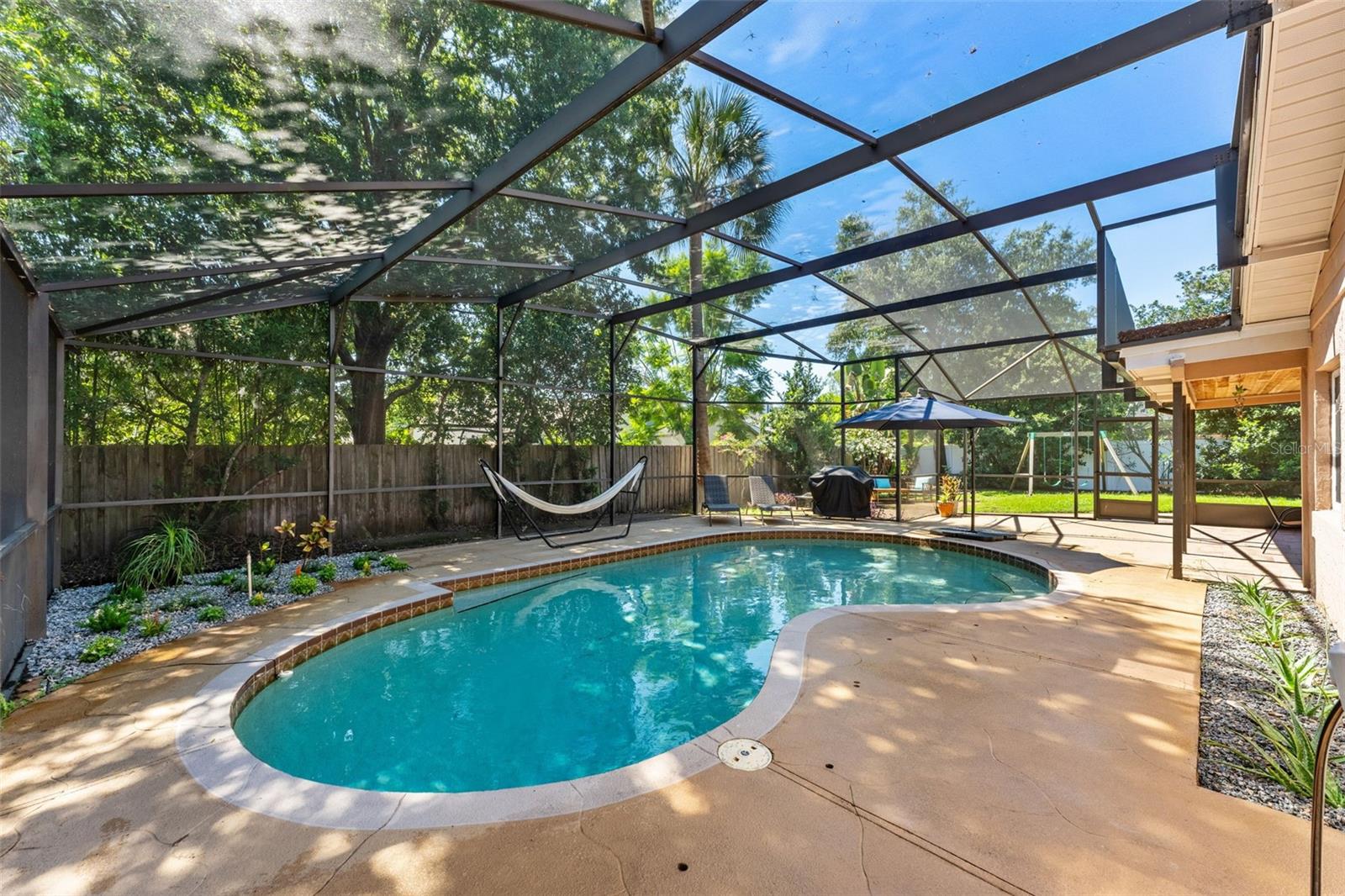 LAKE WAUNATTA WOODS - Residential