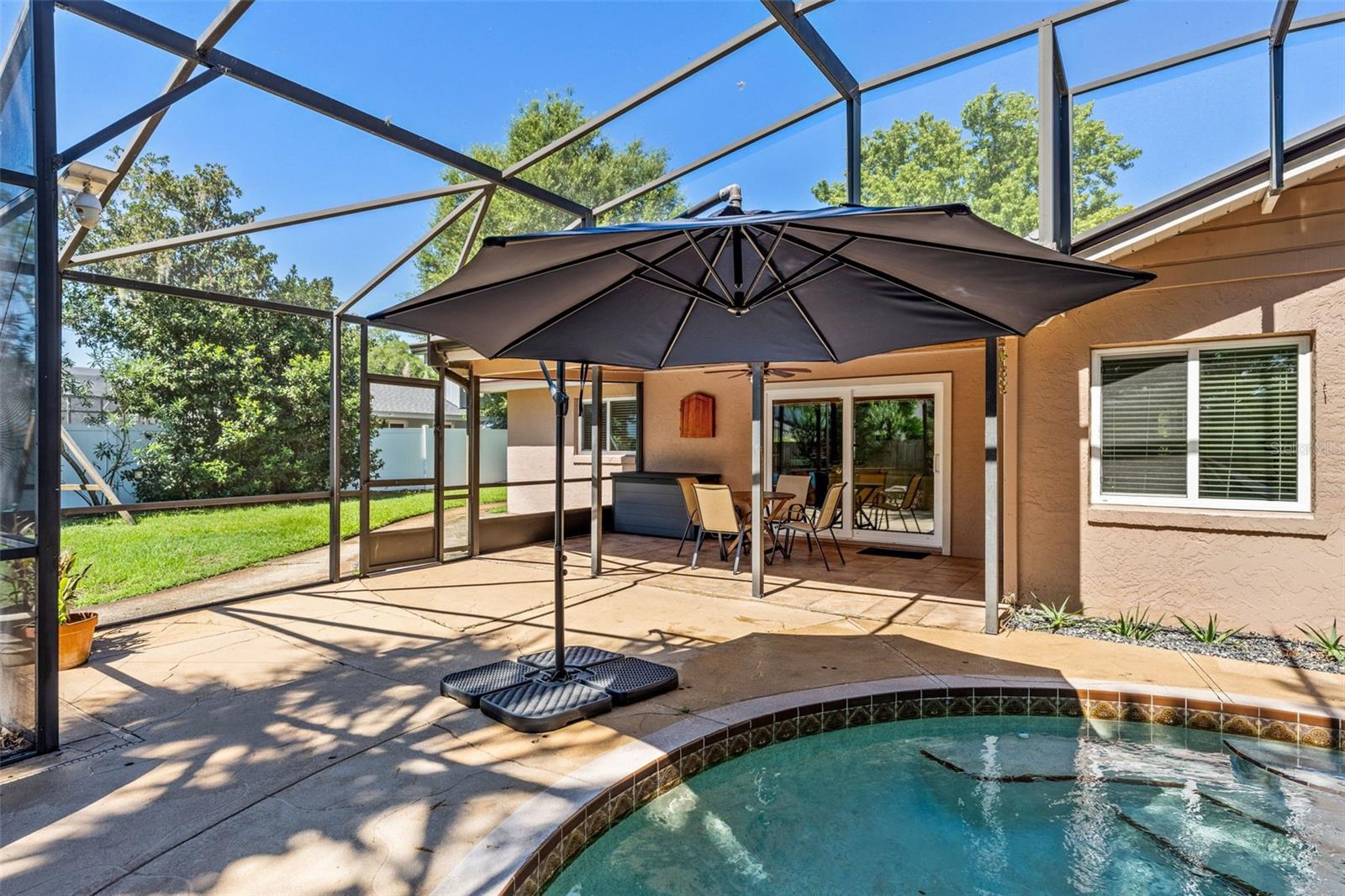 LAKE WAUNATTA WOODS - Residential