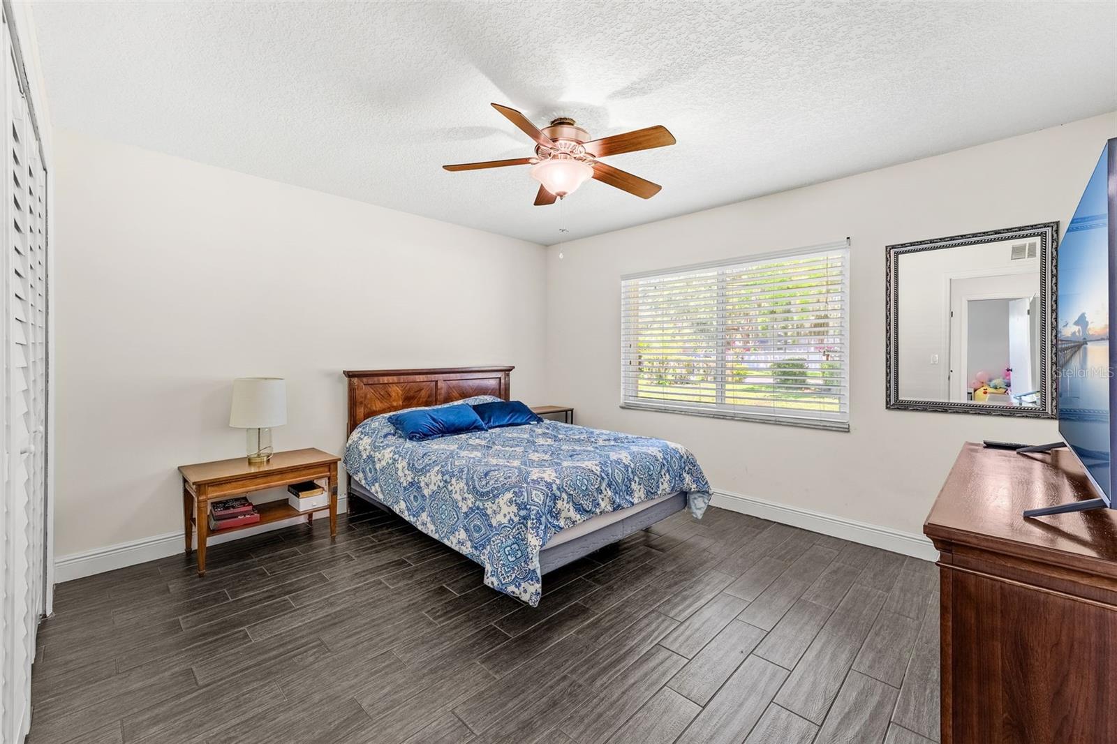 LAKE WAUNATTA WOODS - Residential