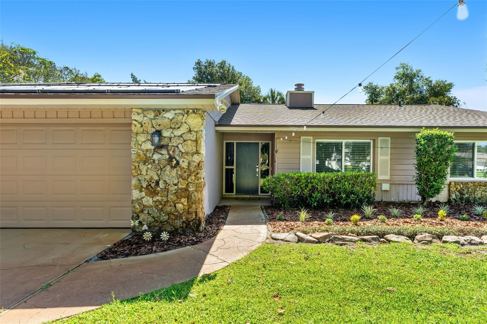 LAKE WAUNATTA WOODS - Residential