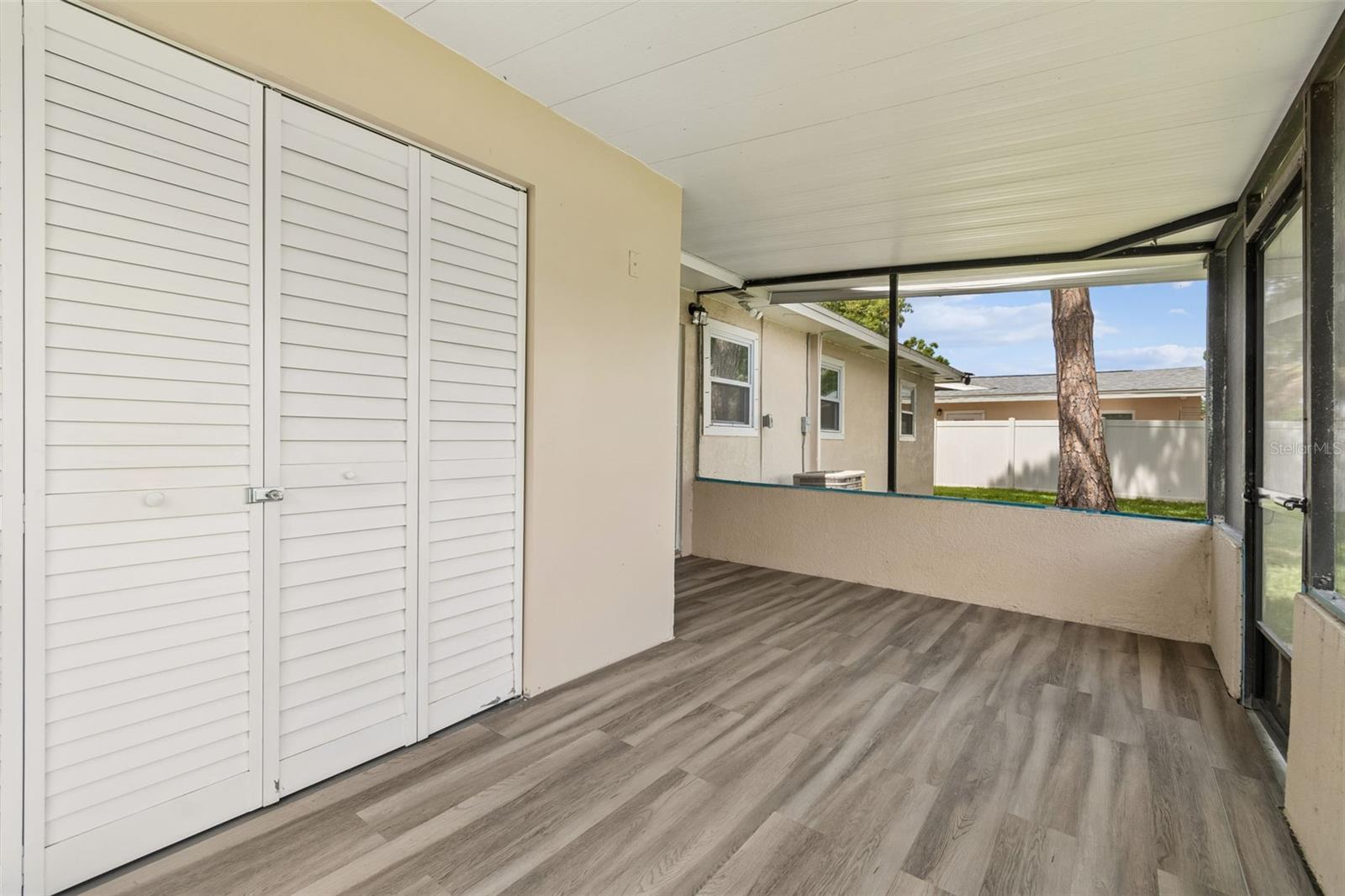GANDY GARDENS 5 - Residential