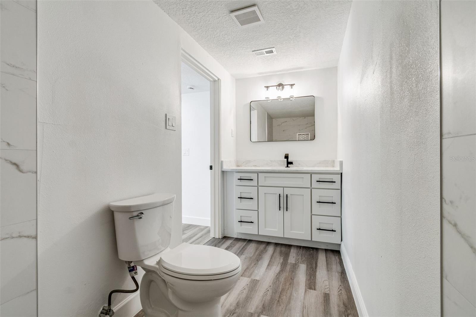 GANDY GARDENS 5 - Residential
