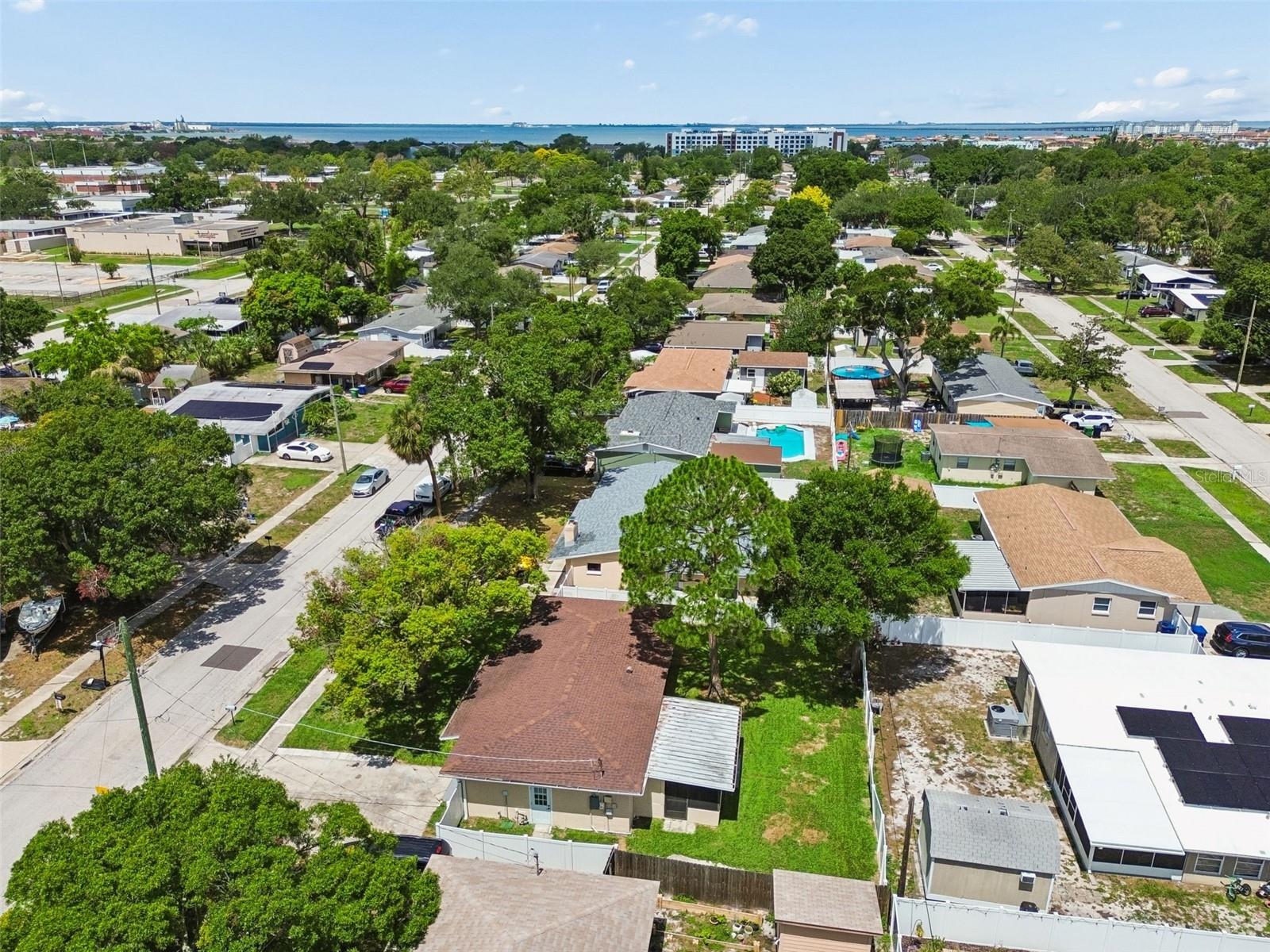 GANDY GARDENS 5 - Residential