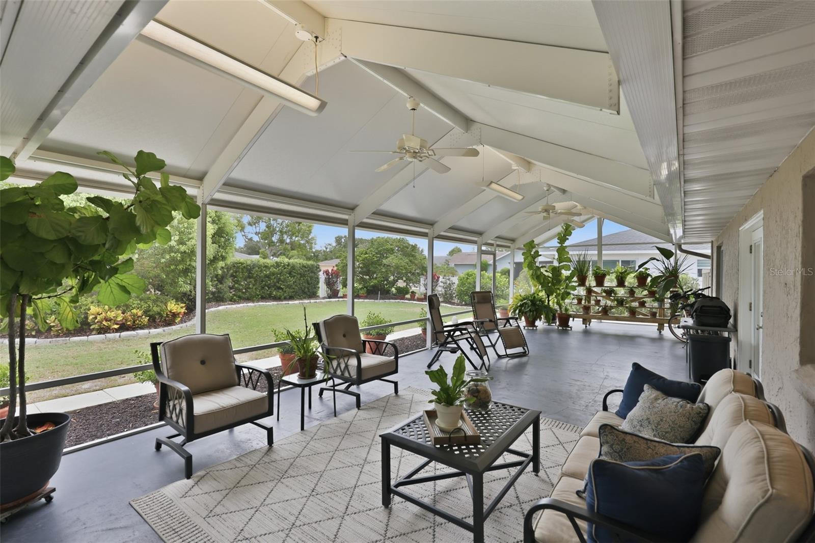 SUN CITY CENTER UNIT 35 - Residential
