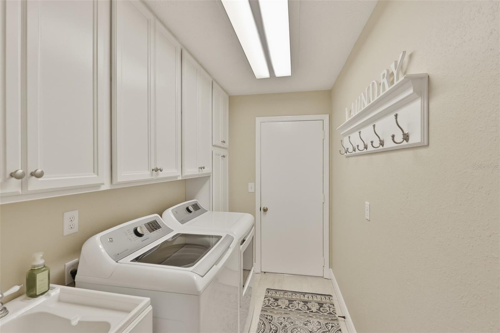 SUN CITY CENTER UNIT 35 - Residential