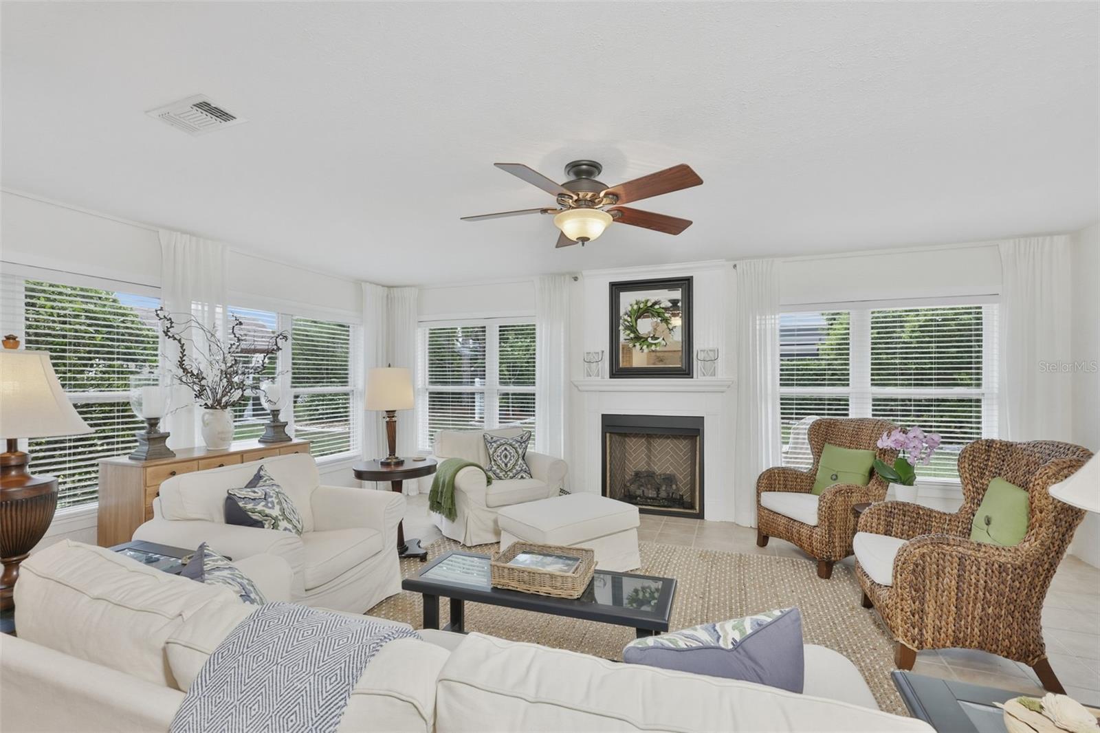 SUN CITY CENTER UNIT 35 - Residential