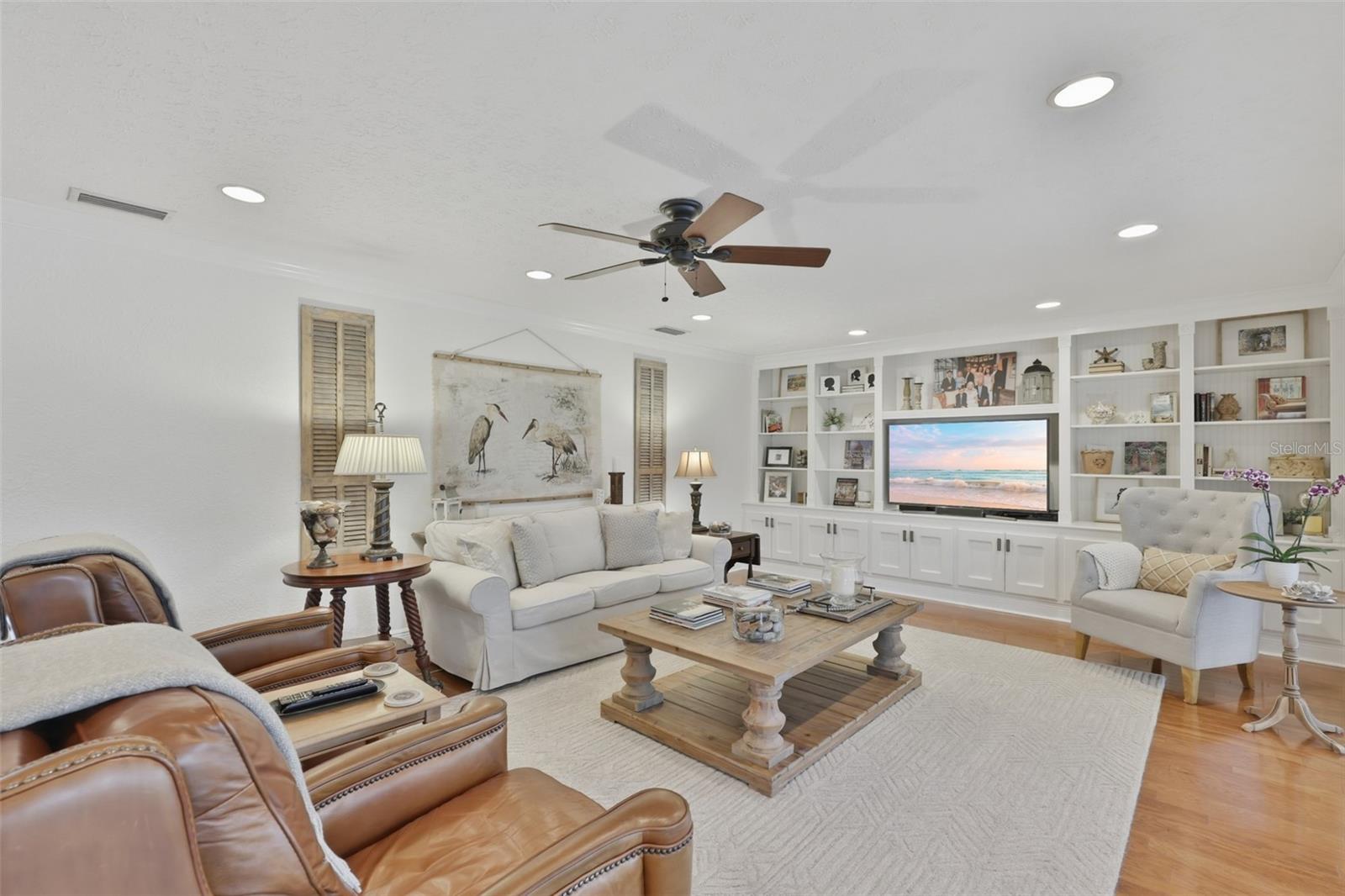 SUN CITY CENTER UNIT 35 - Residential