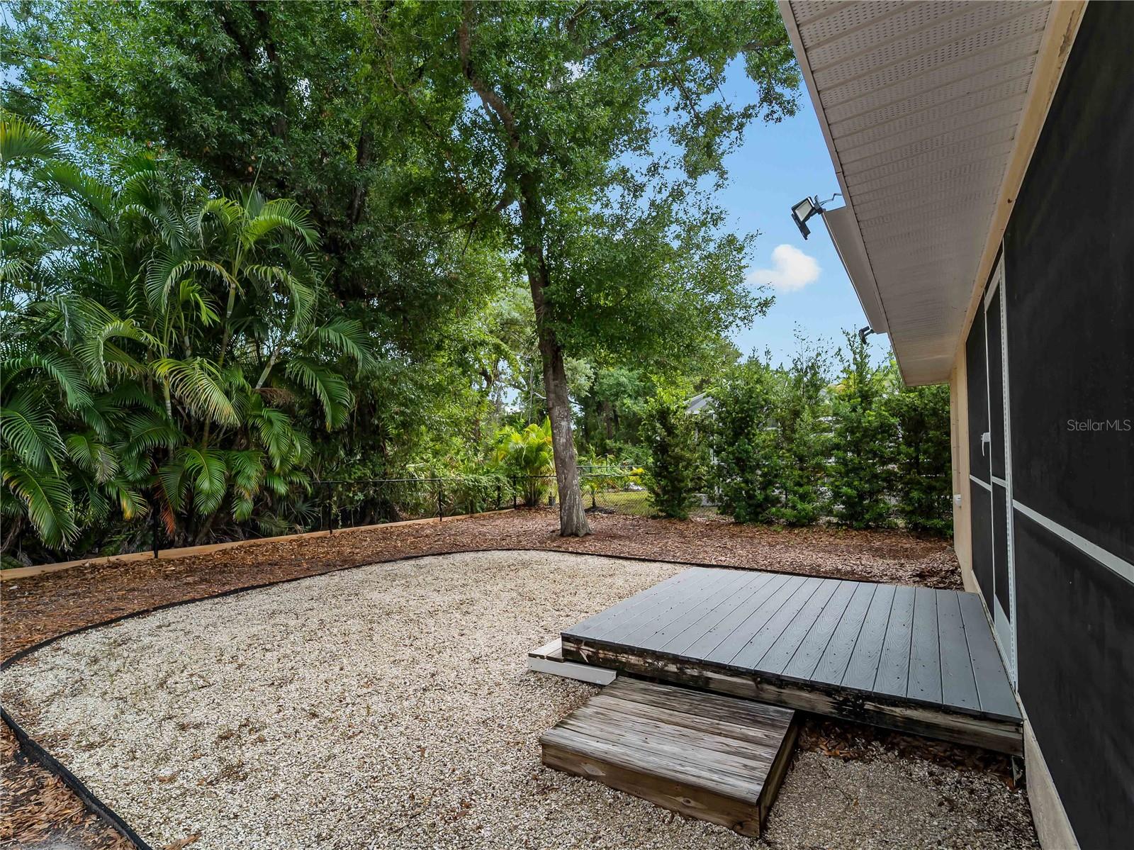 ROTONDA LAKES - Residential