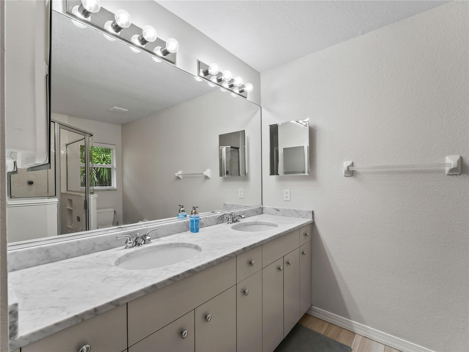 ROTONDA LAKES - Residential