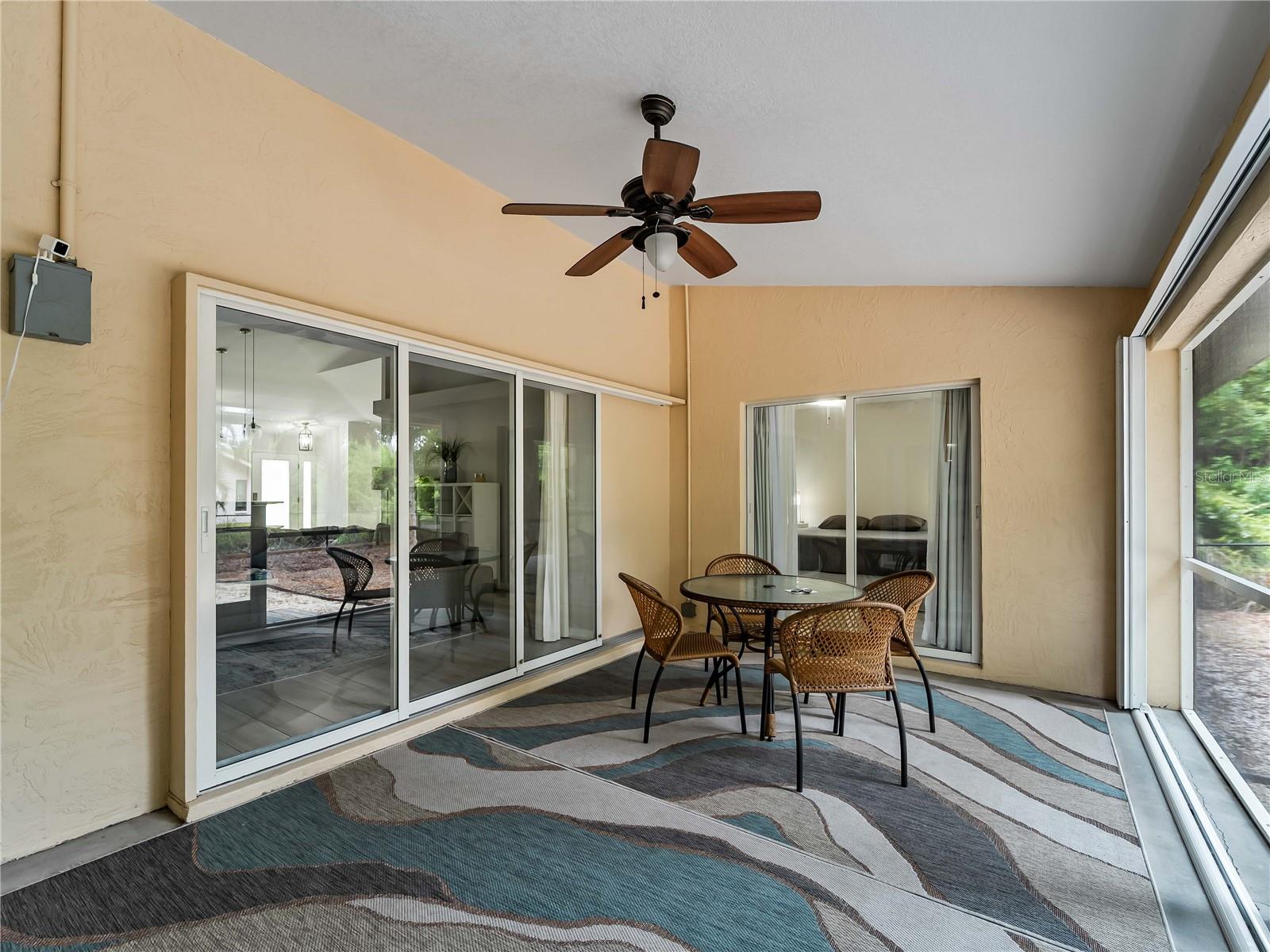 ROTONDA LAKES - Residential