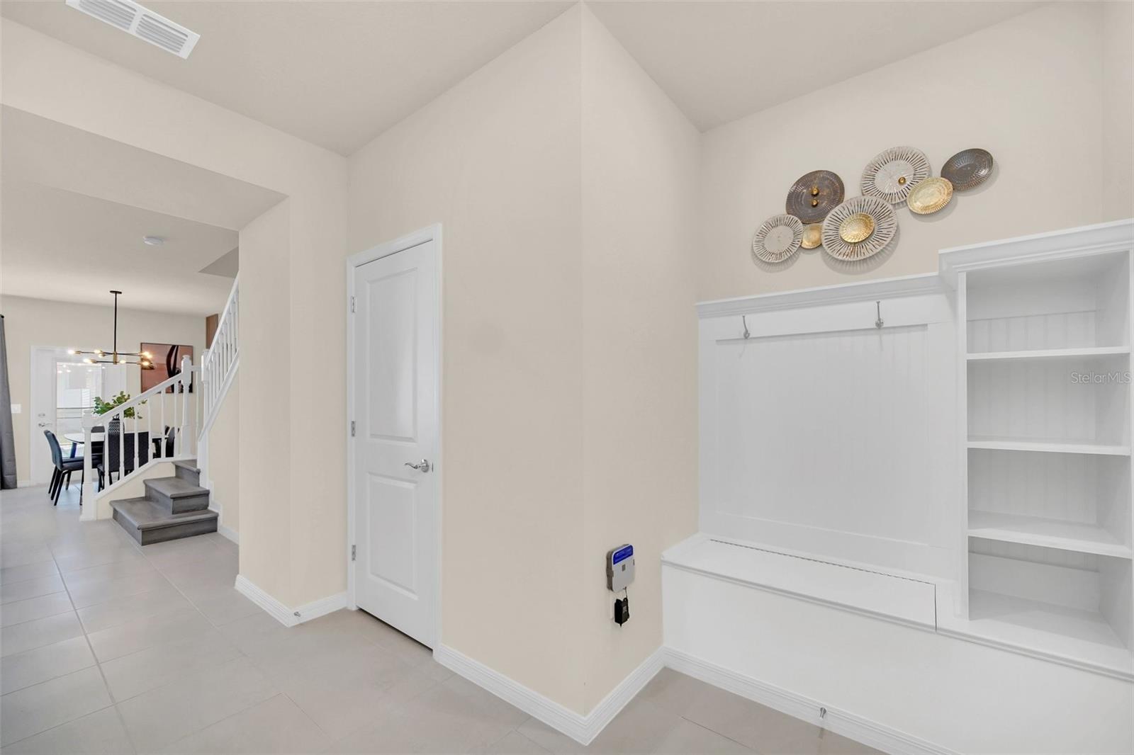 WINDSOR ISLAND RESIDENCE PH 3 - Residential