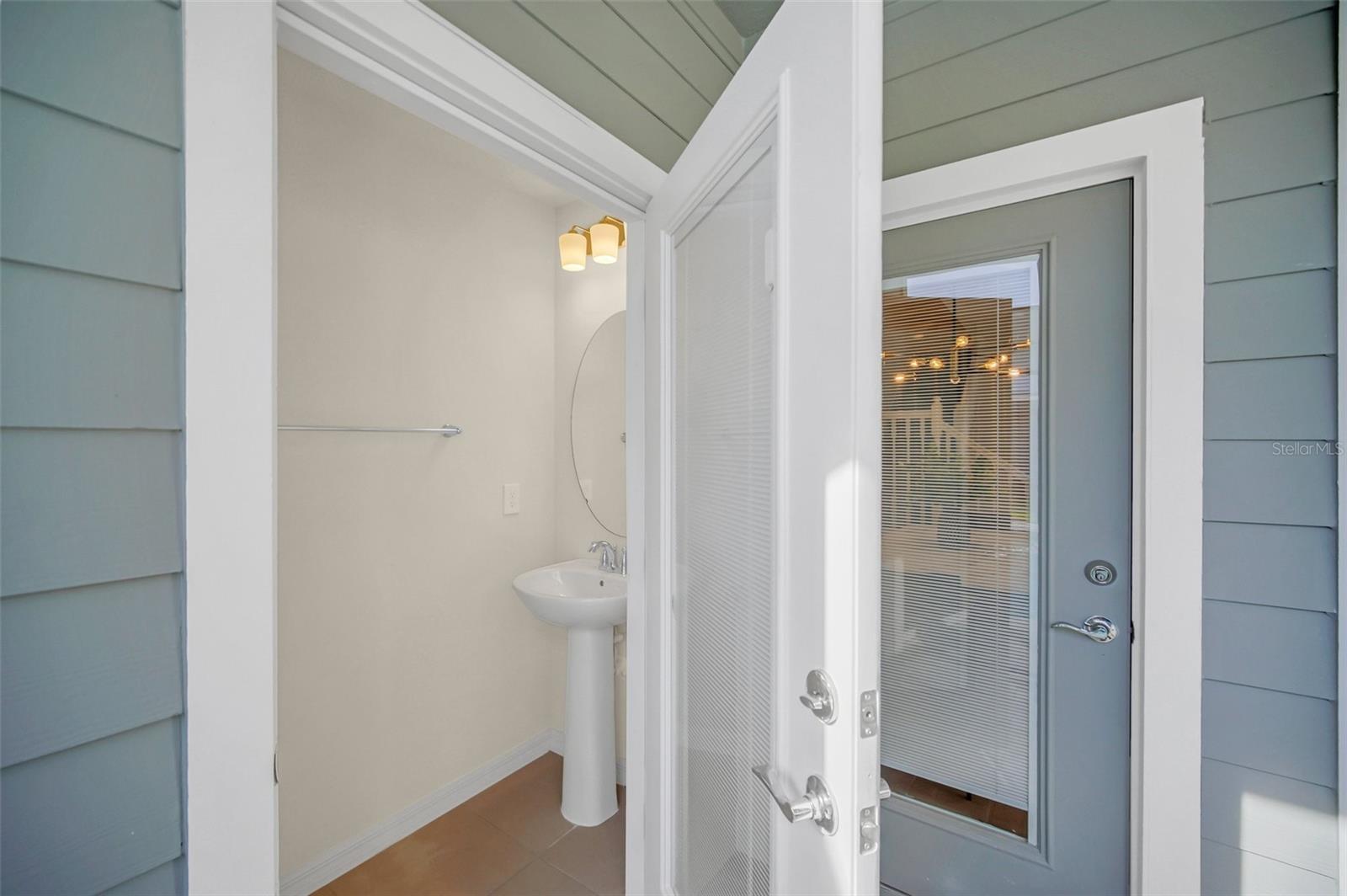 WINDSOR ISLAND RESIDENCE PH 3 - Residential