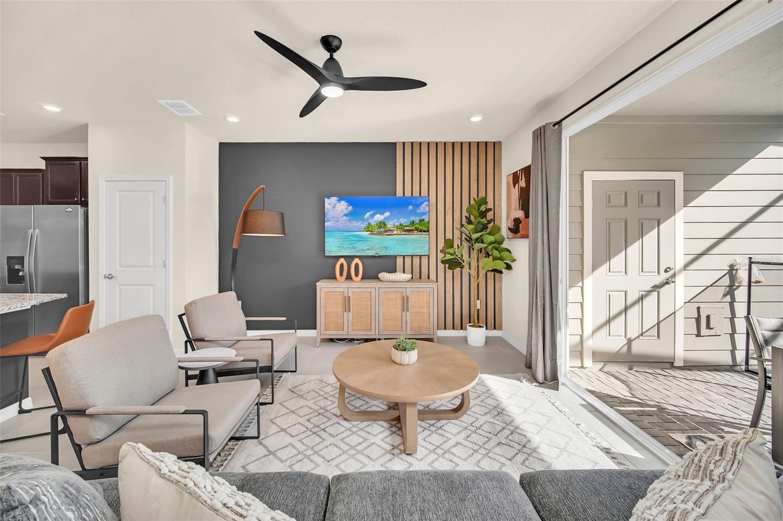 WINDSOR ISLAND RESIDENCE PH 3 - Residential